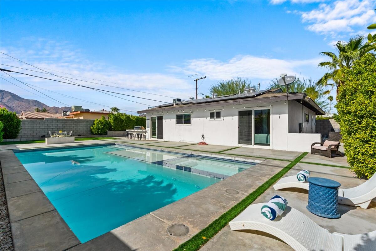 359 W Bon Air DR