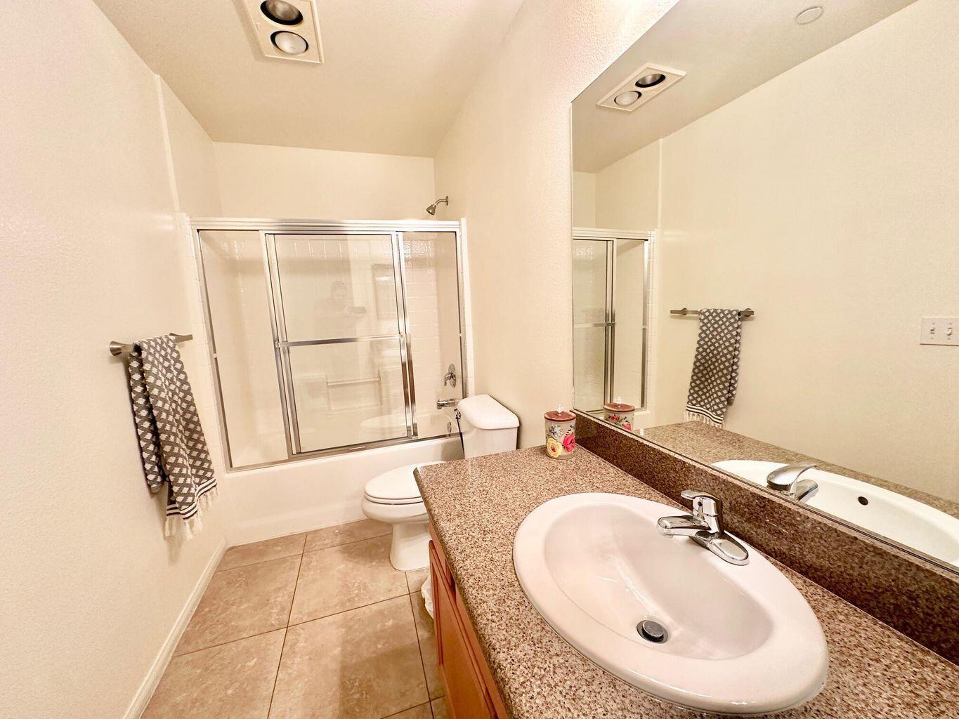 30353 Crown LN Unit: 104