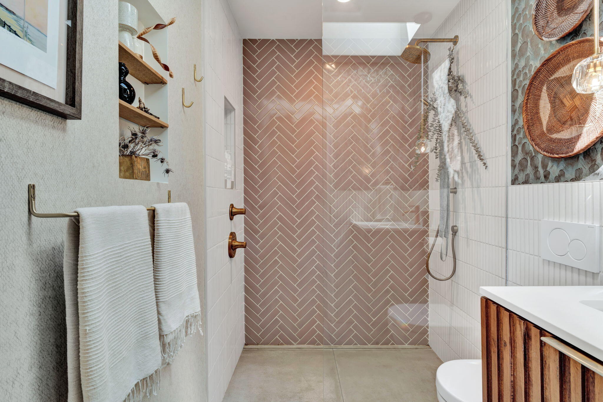 360 Cabrillo RD Unit: 103