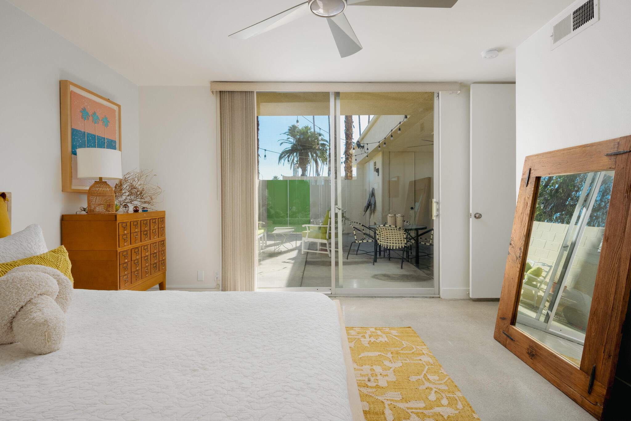 338 Desert Lakes DR