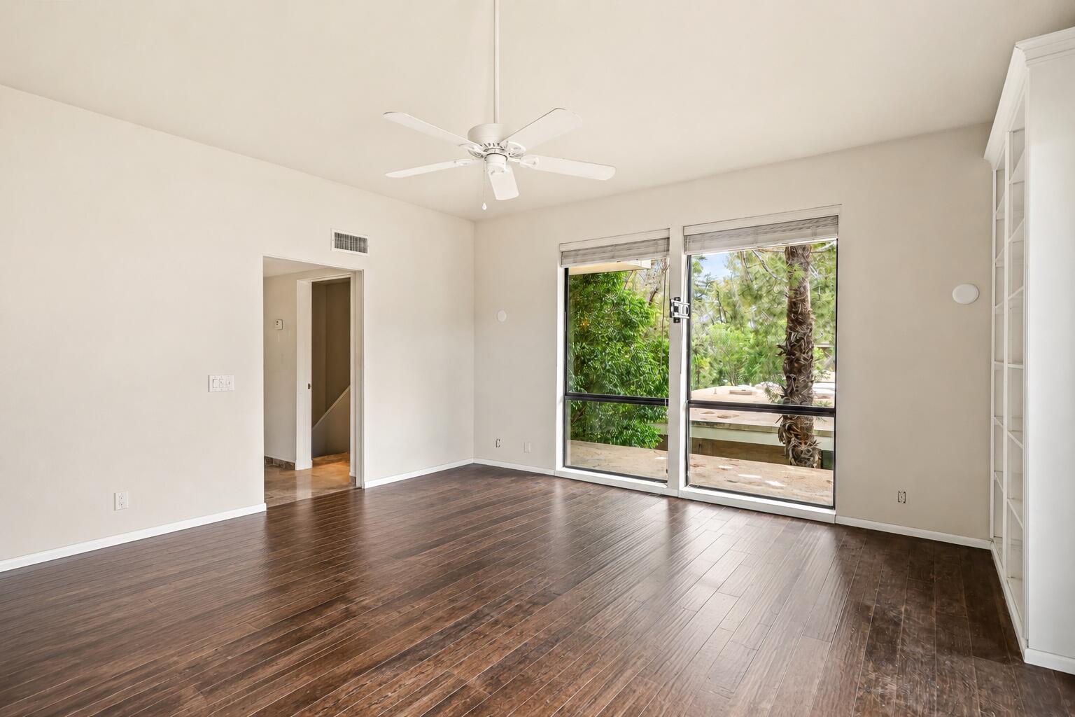 2501 N Indian Canyon DR Unit: 603