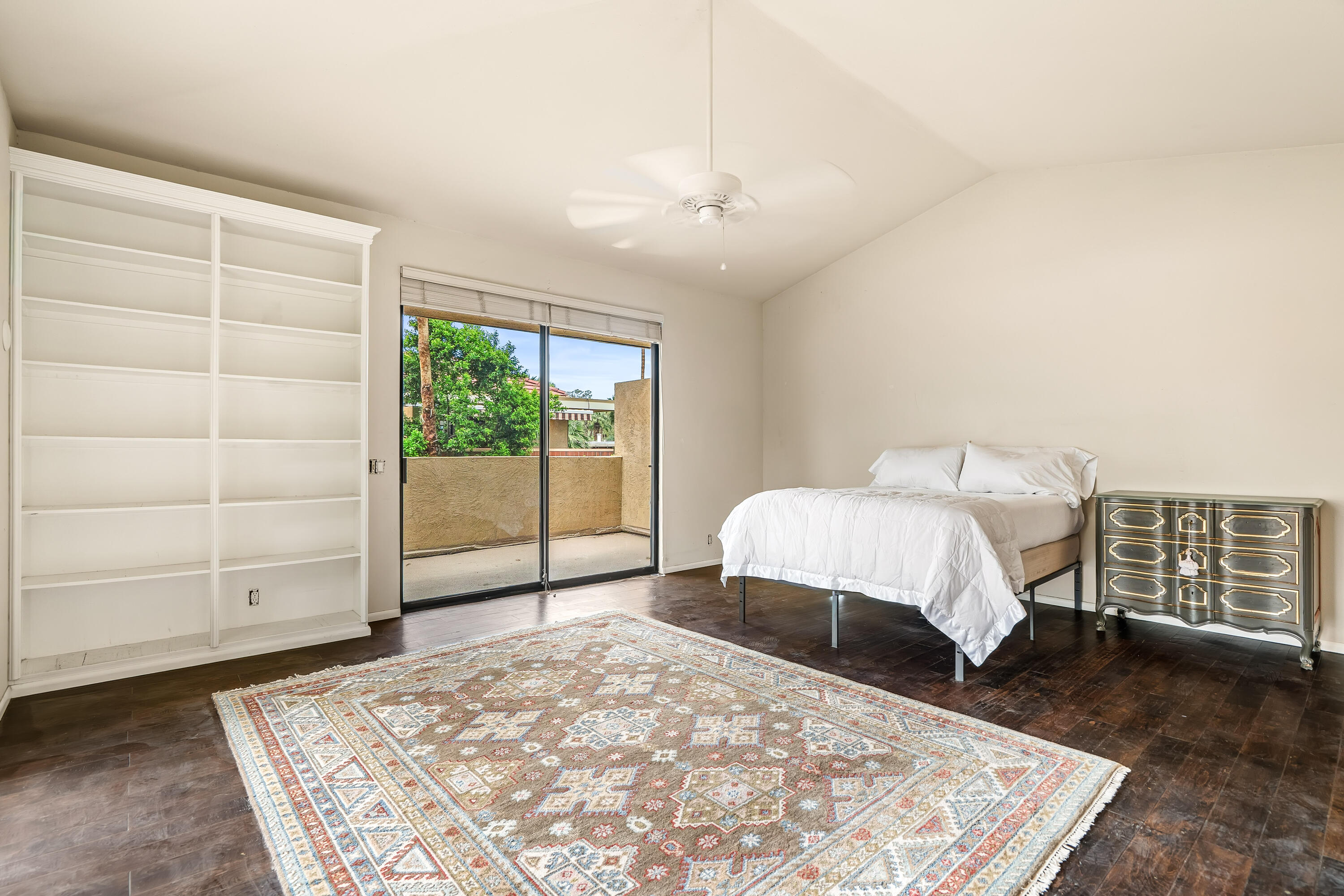 2501 N Indian Canyon DR Unit: 603