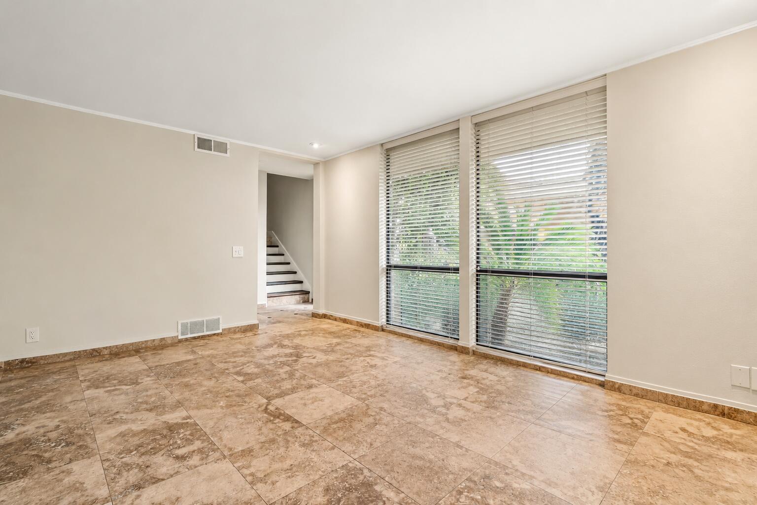 2501 N Indian Canyon DR Unit: 603