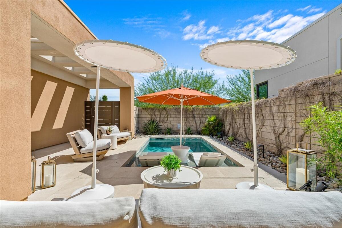 446 Fountain DR