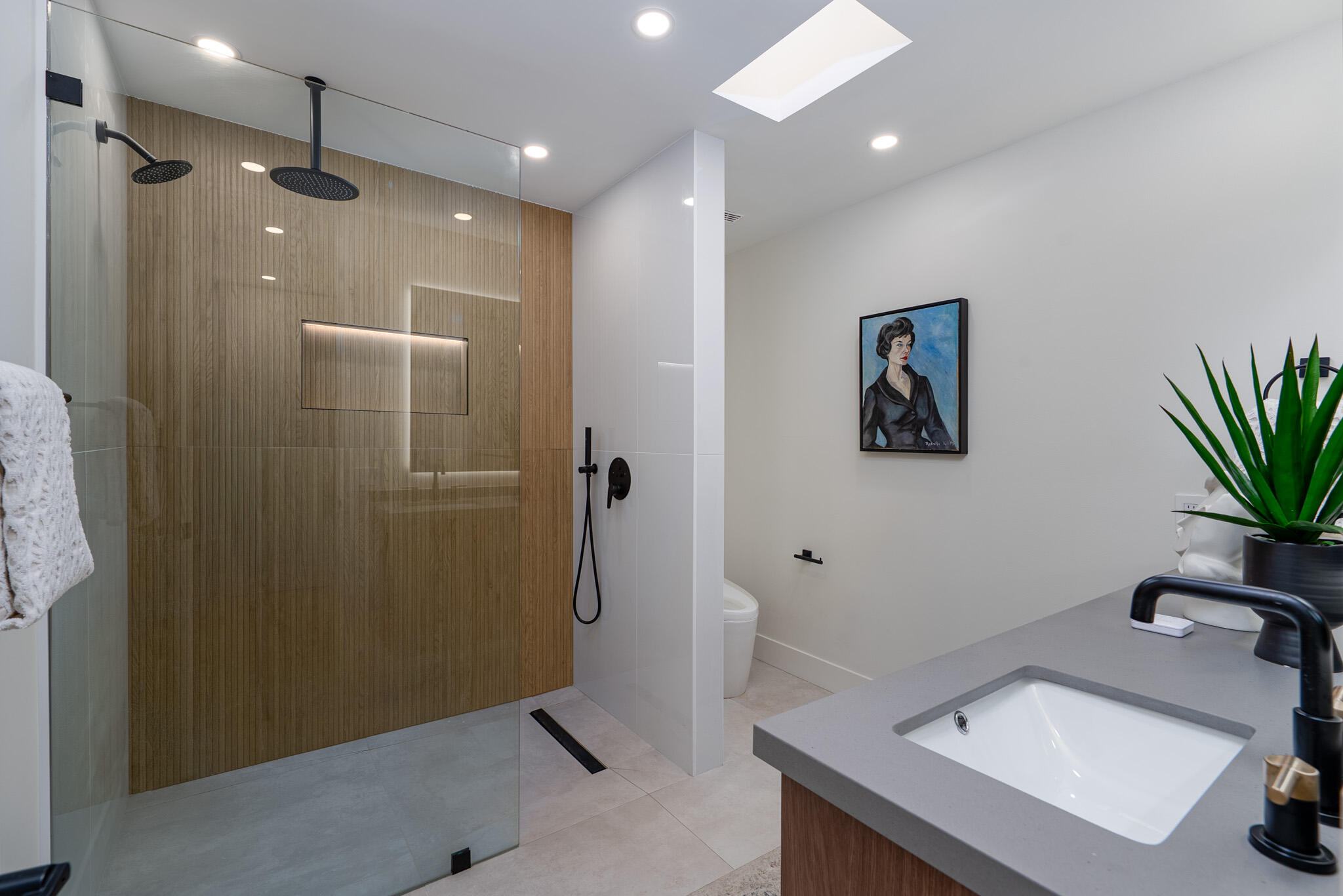 139 Desert Lakes DR
