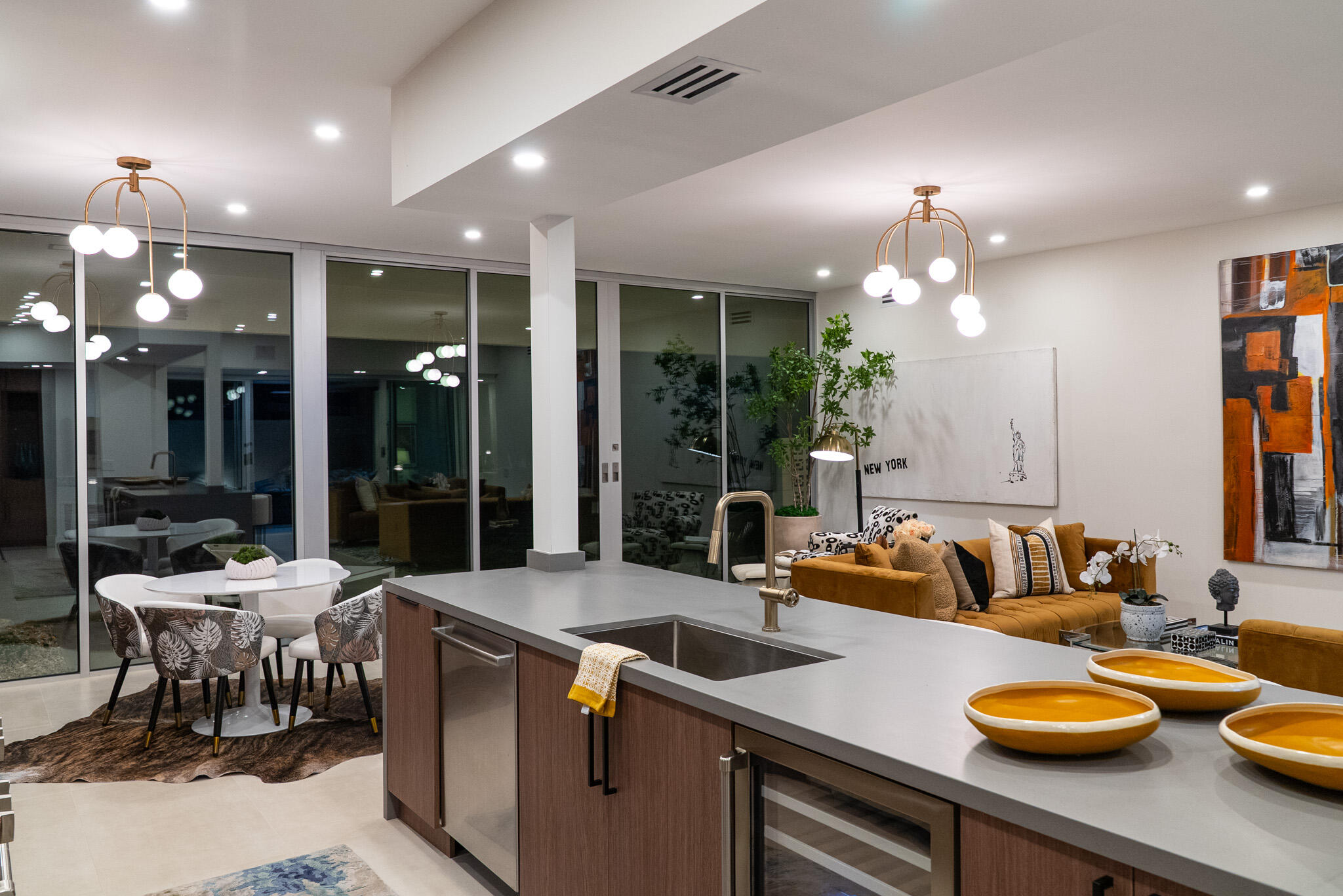 139 Desert Lakes DR