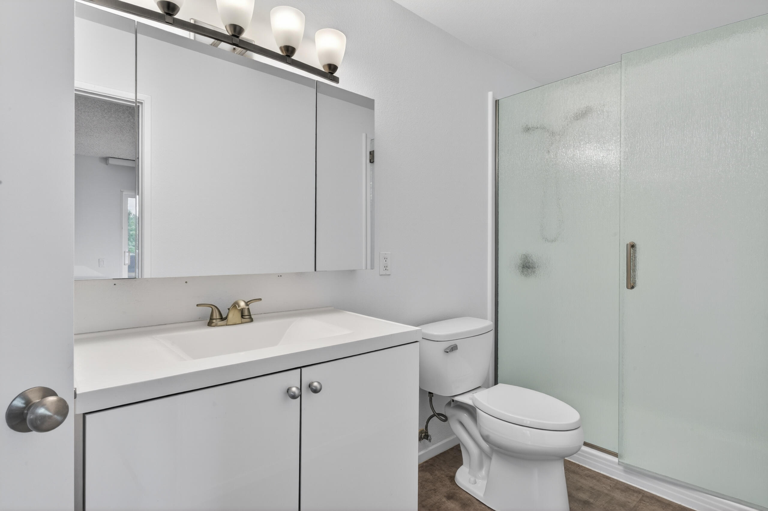 1150 E Amado RD Unit: 8c2