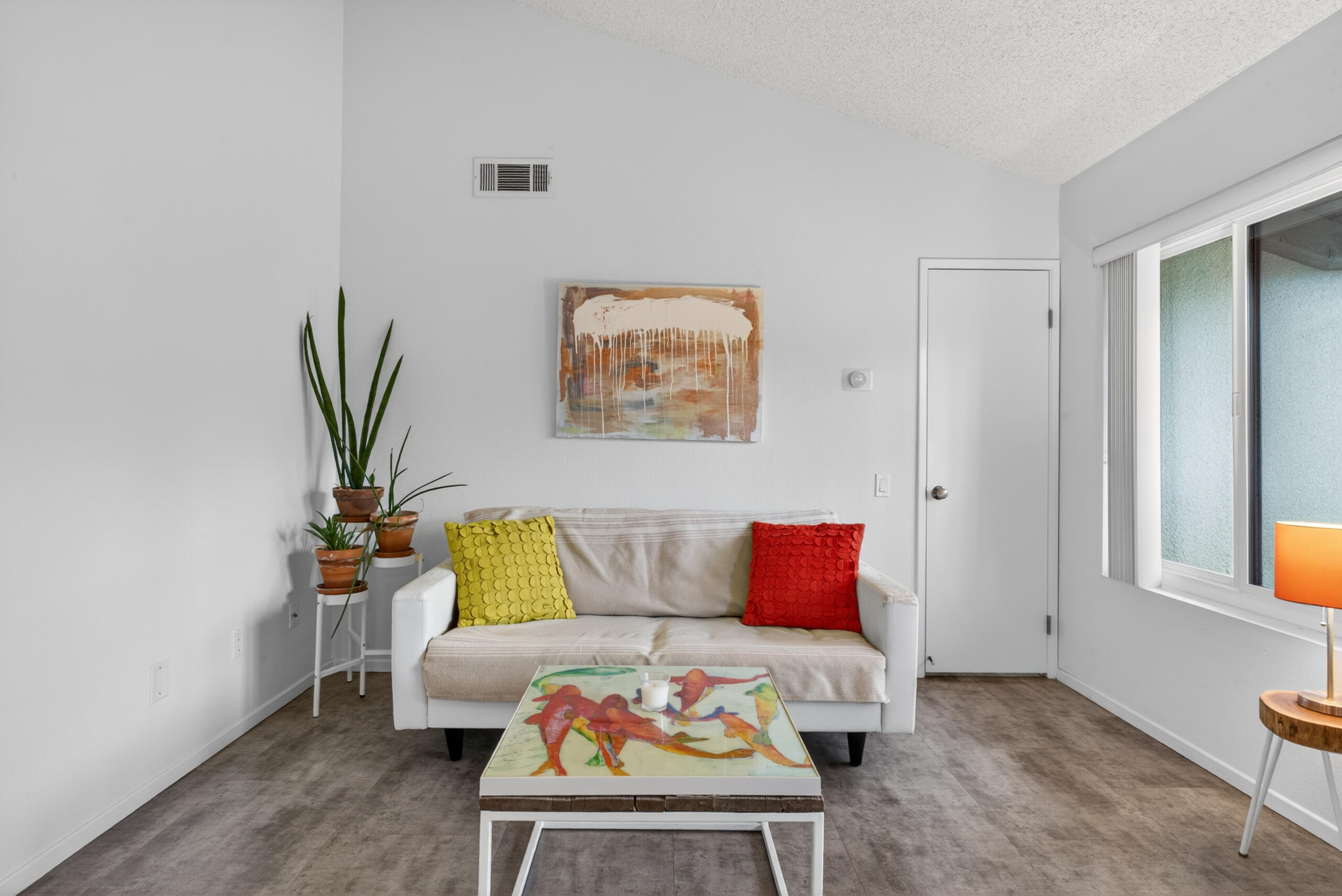 1150 E Amado RD Unit: 8c2