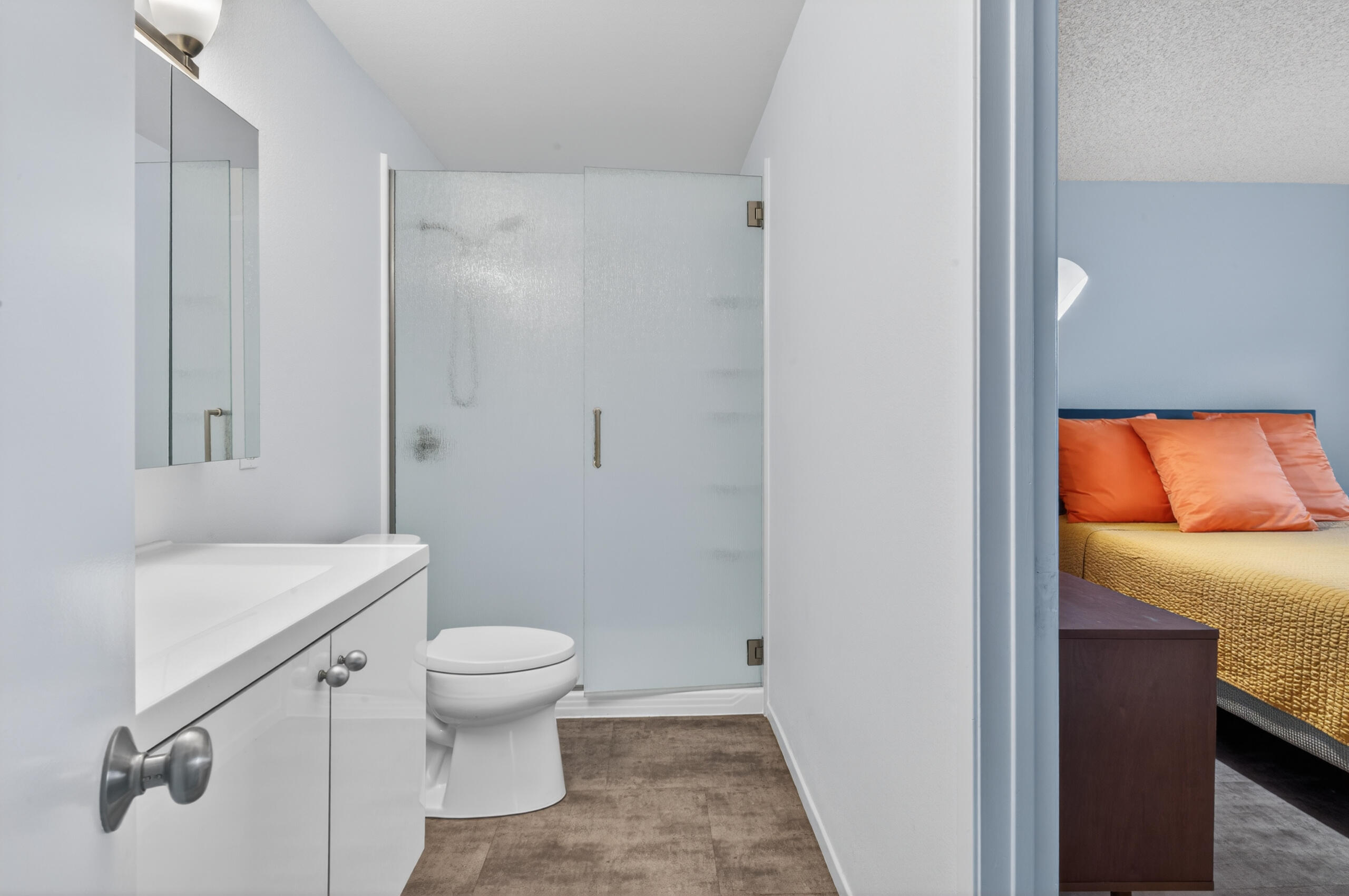 1150 E Amado RD Unit: 8c2