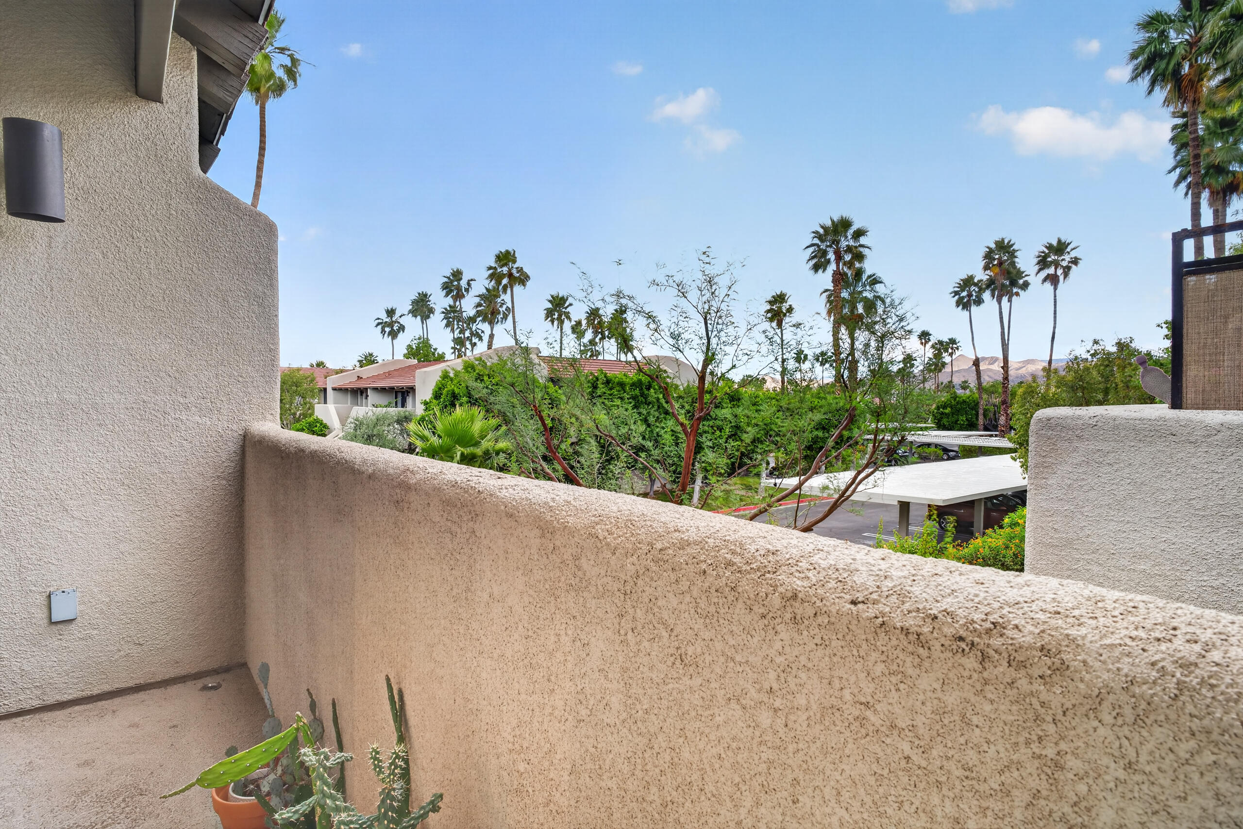 1150 E Amado RD Unit: 8c2