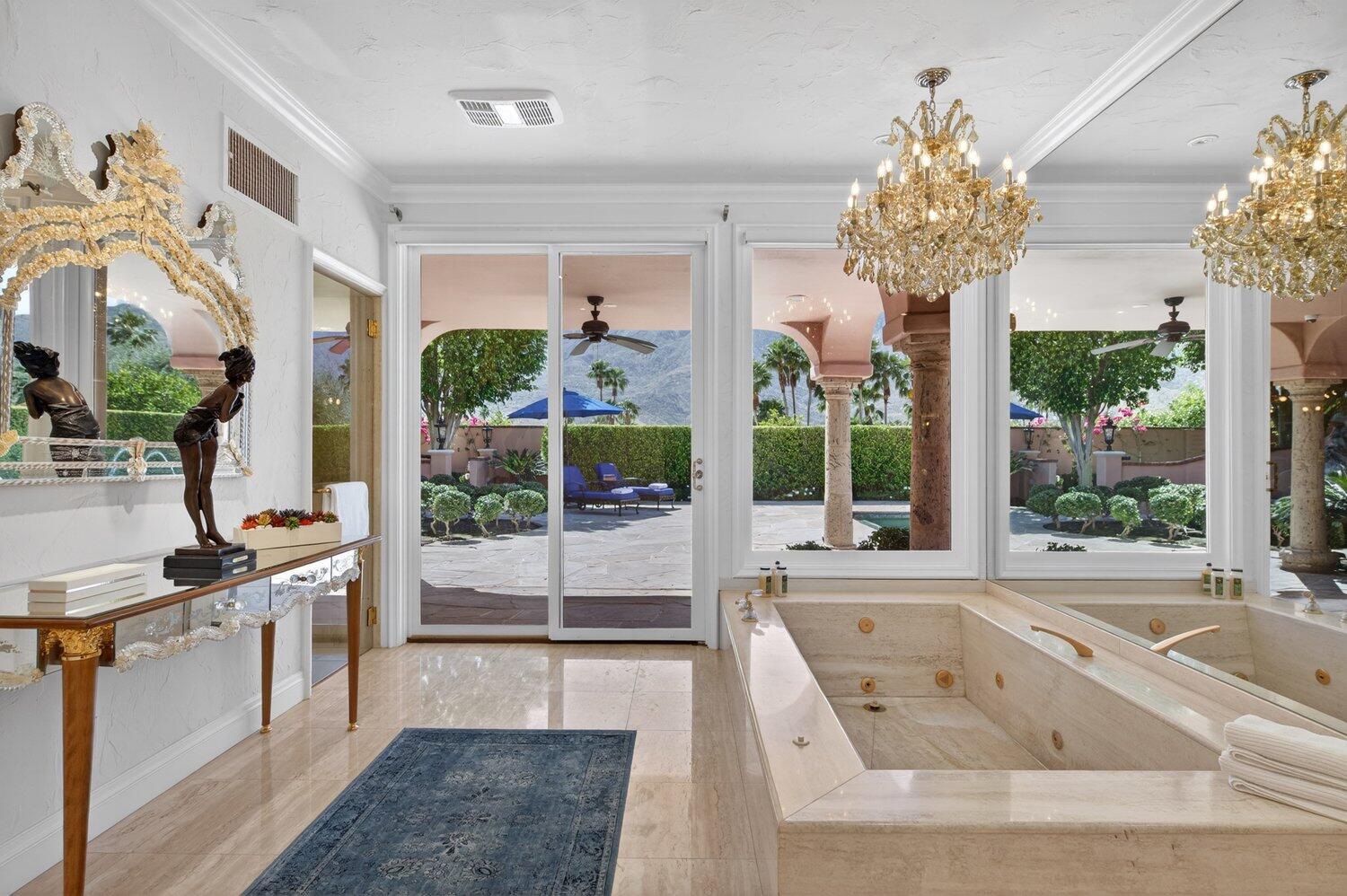 1677 Hillview CV