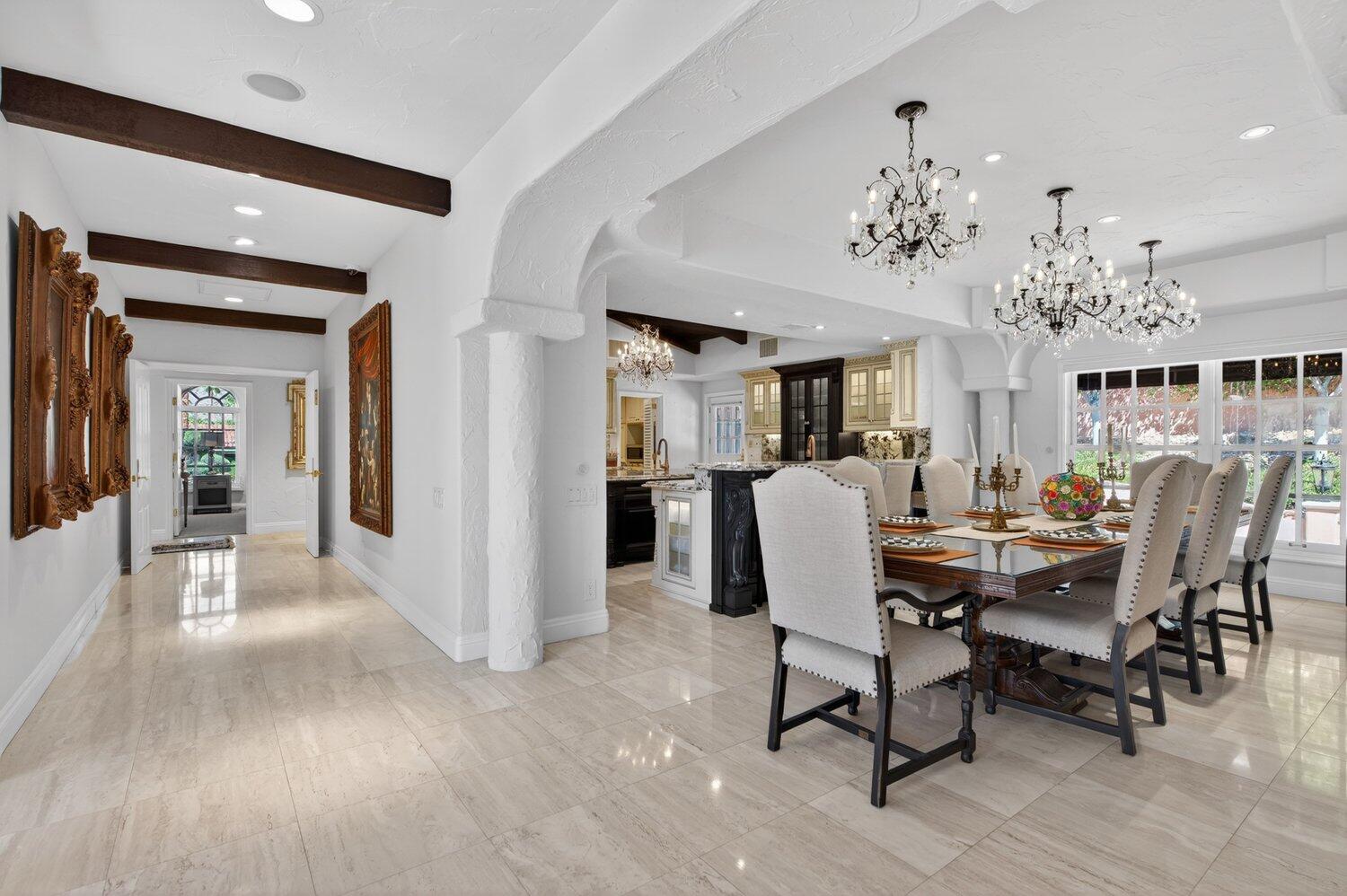 1677 Hillview CV