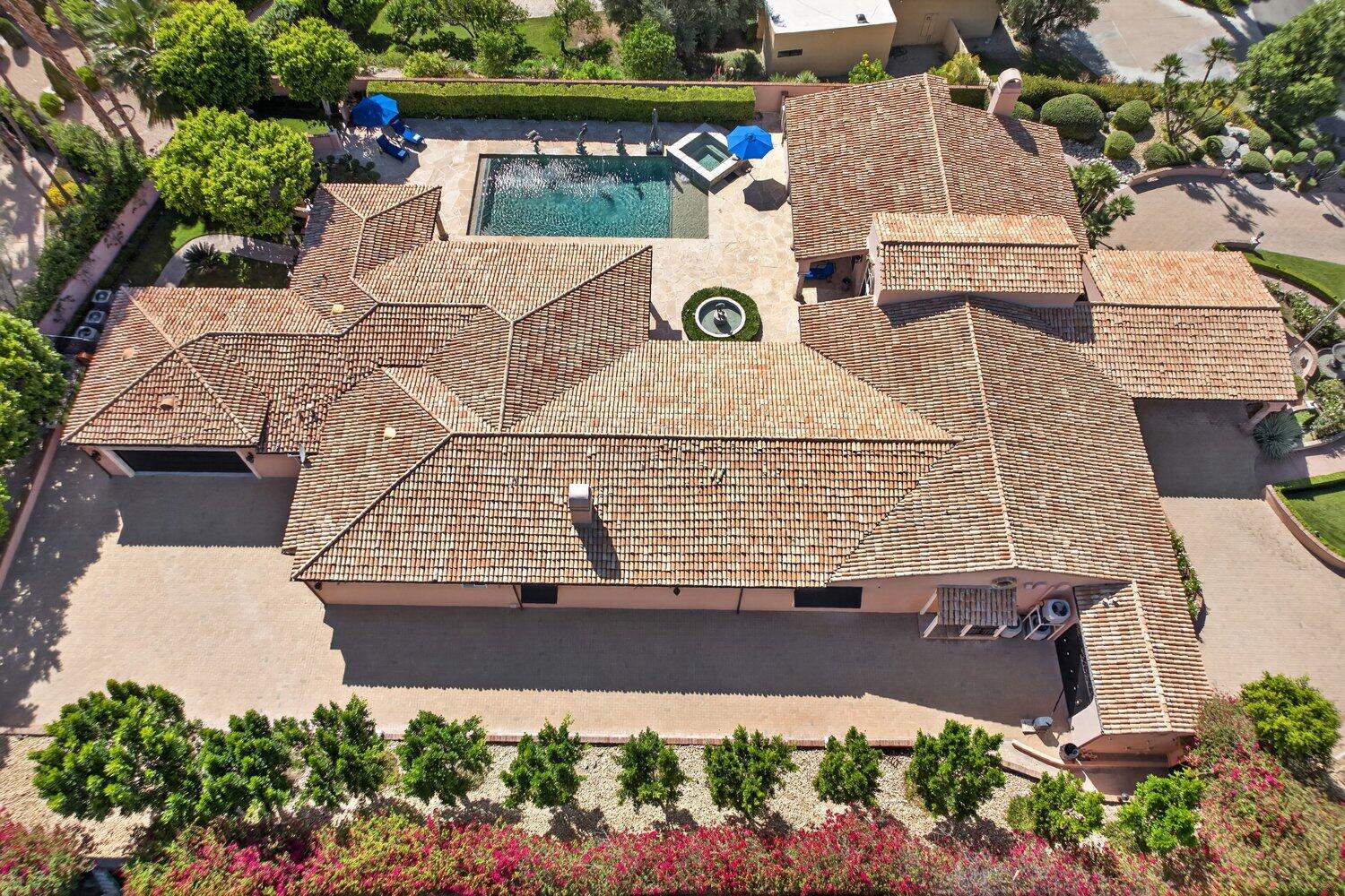 1677 Hillview CV