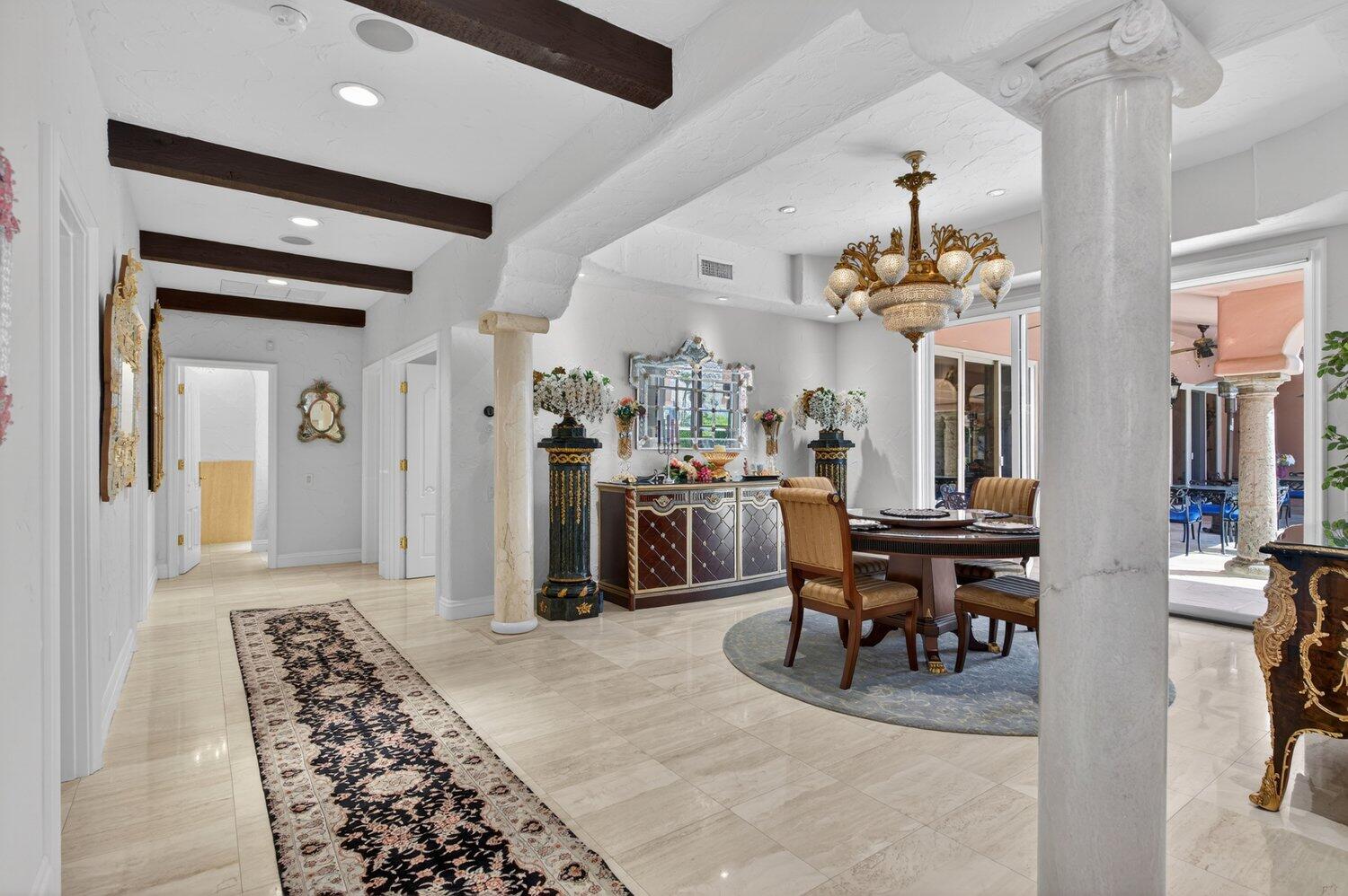 1677 Hillview CV
