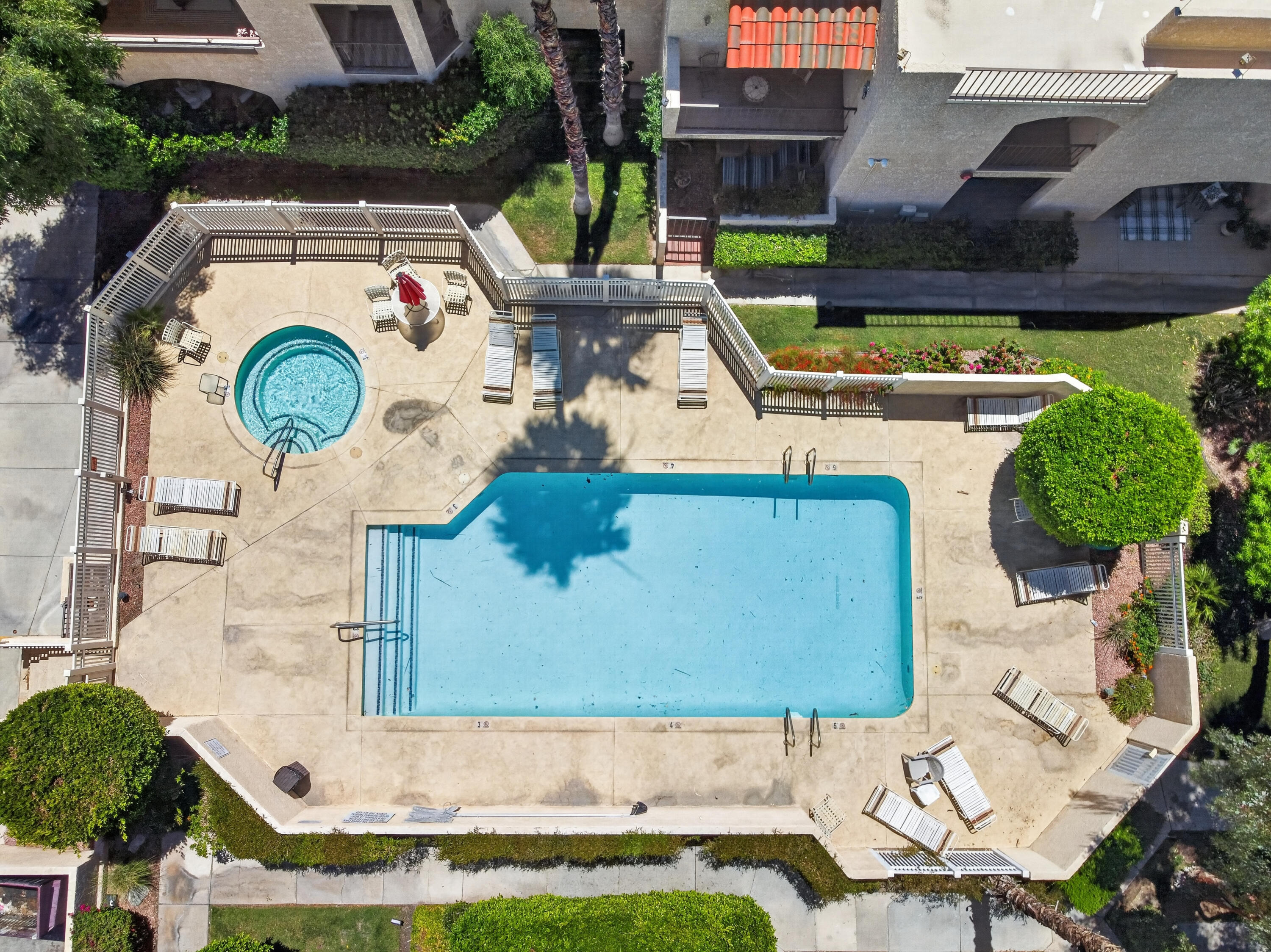 200 E Racquet Club Unit: 63