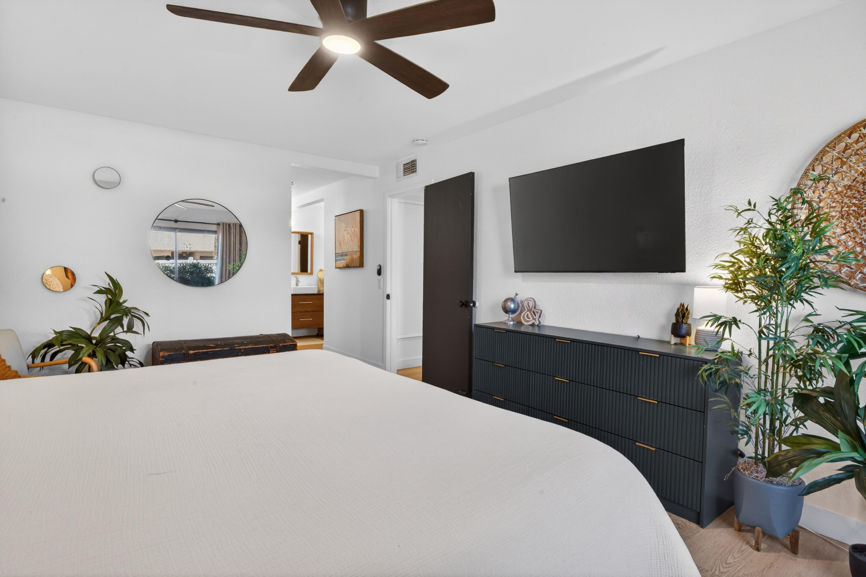 200 E Racquet Club Unit: 63