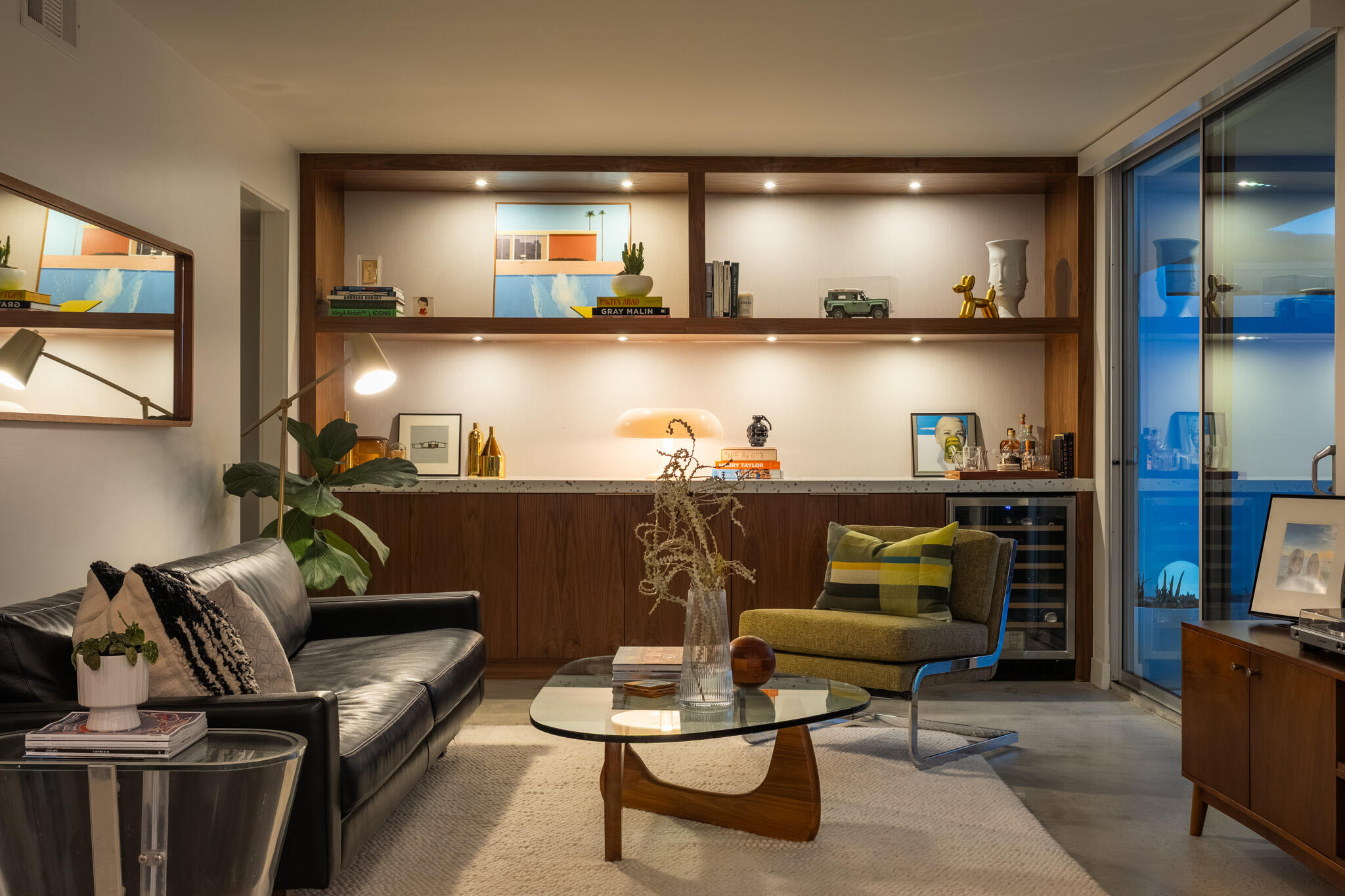 14 Lakeview CIR