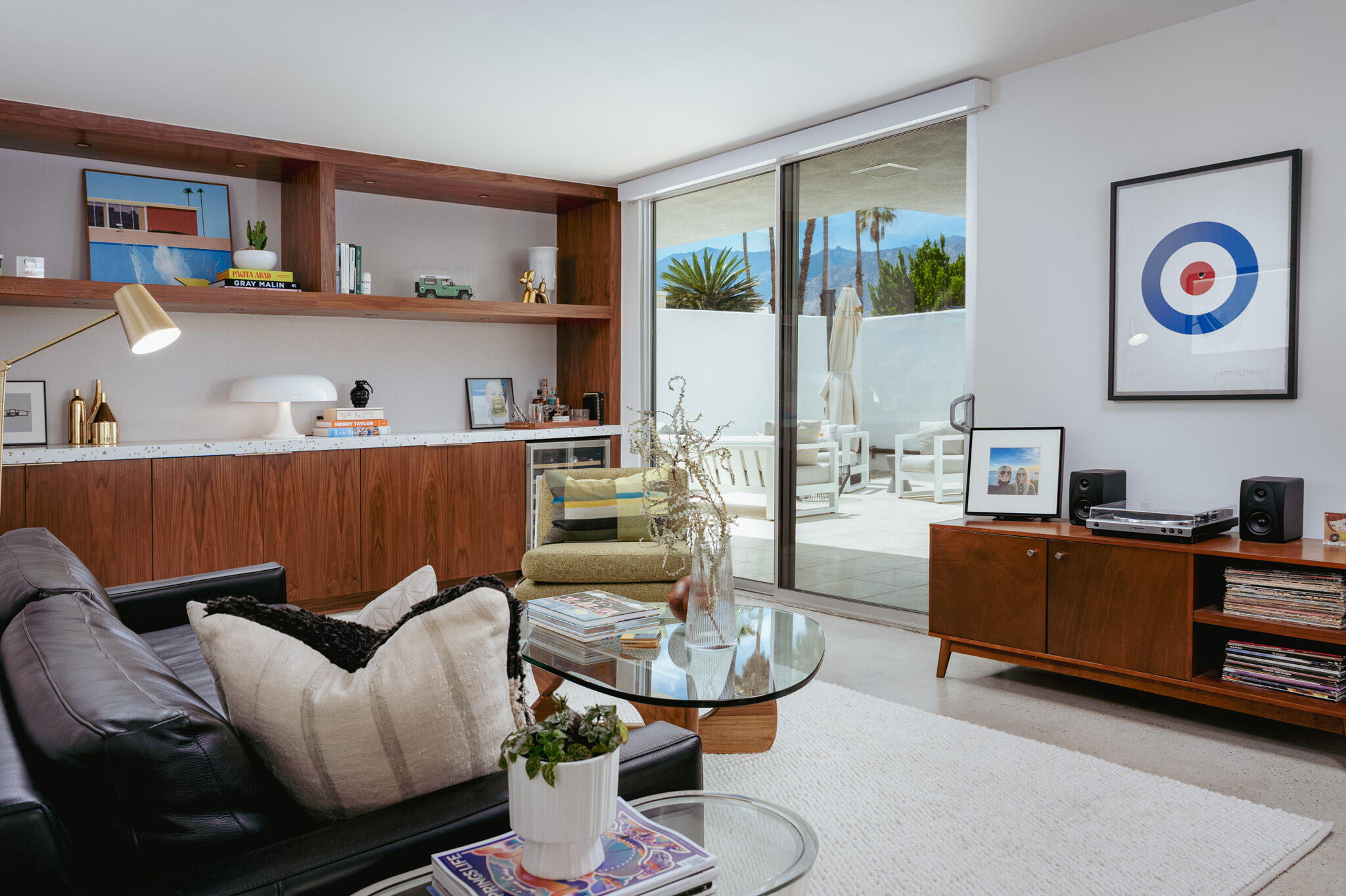 14 Lakeview CIR