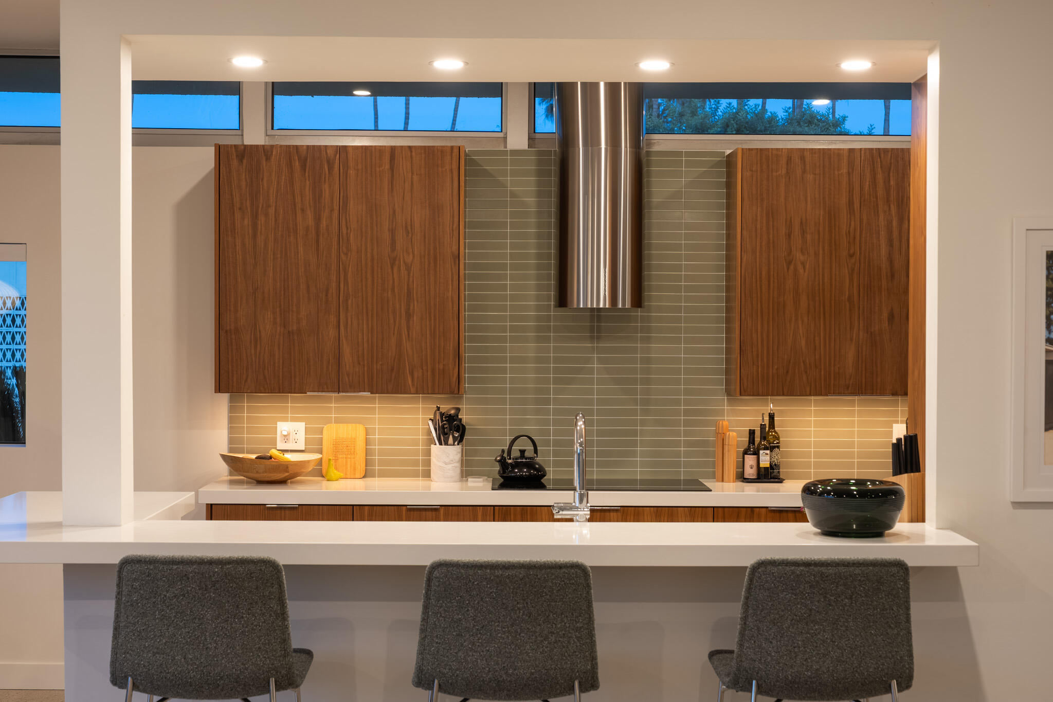 14 Lakeview CIR