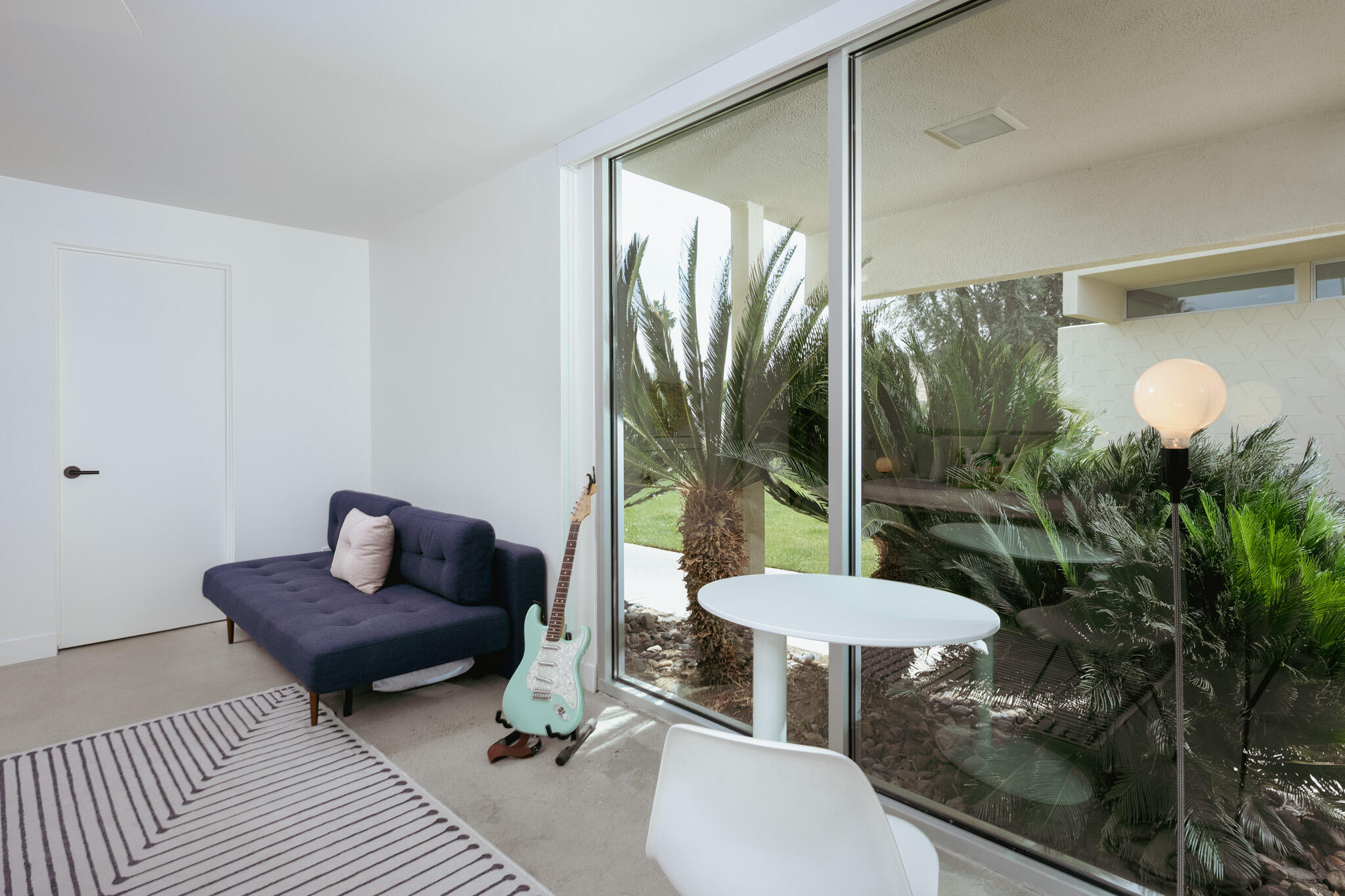 14 Lakeview CIR