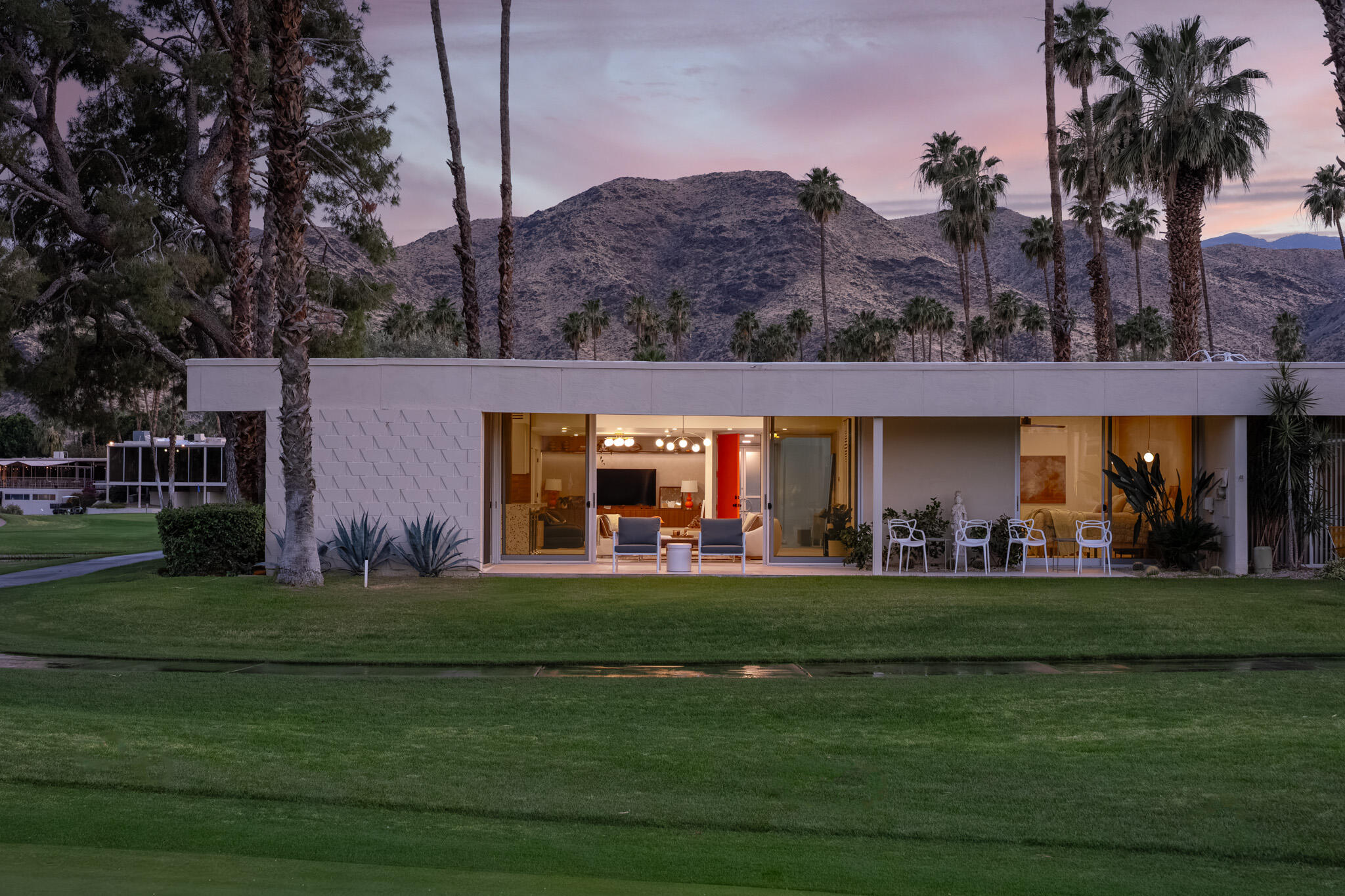 87 Westlake CIR