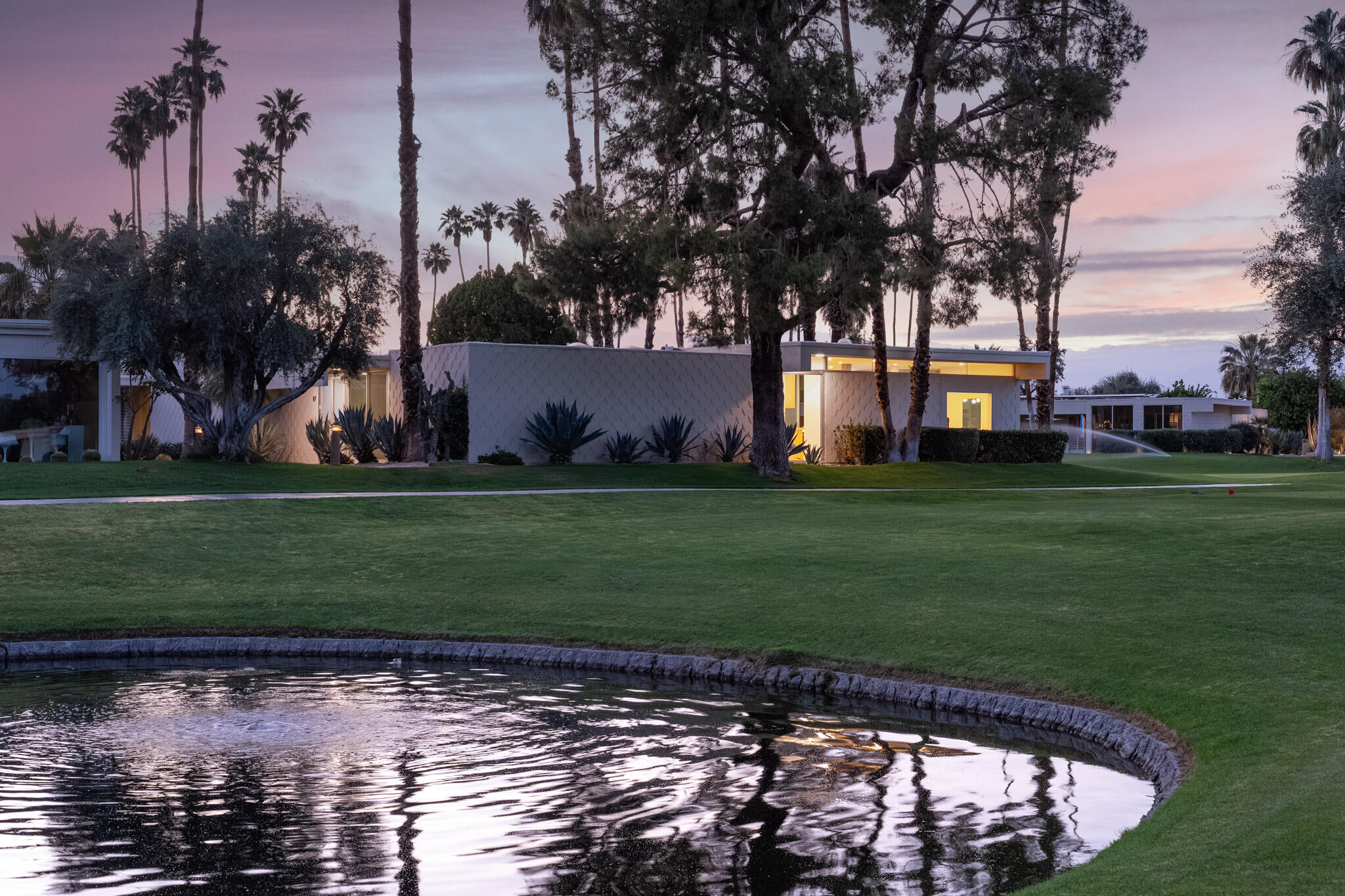 87 Westlake CIR