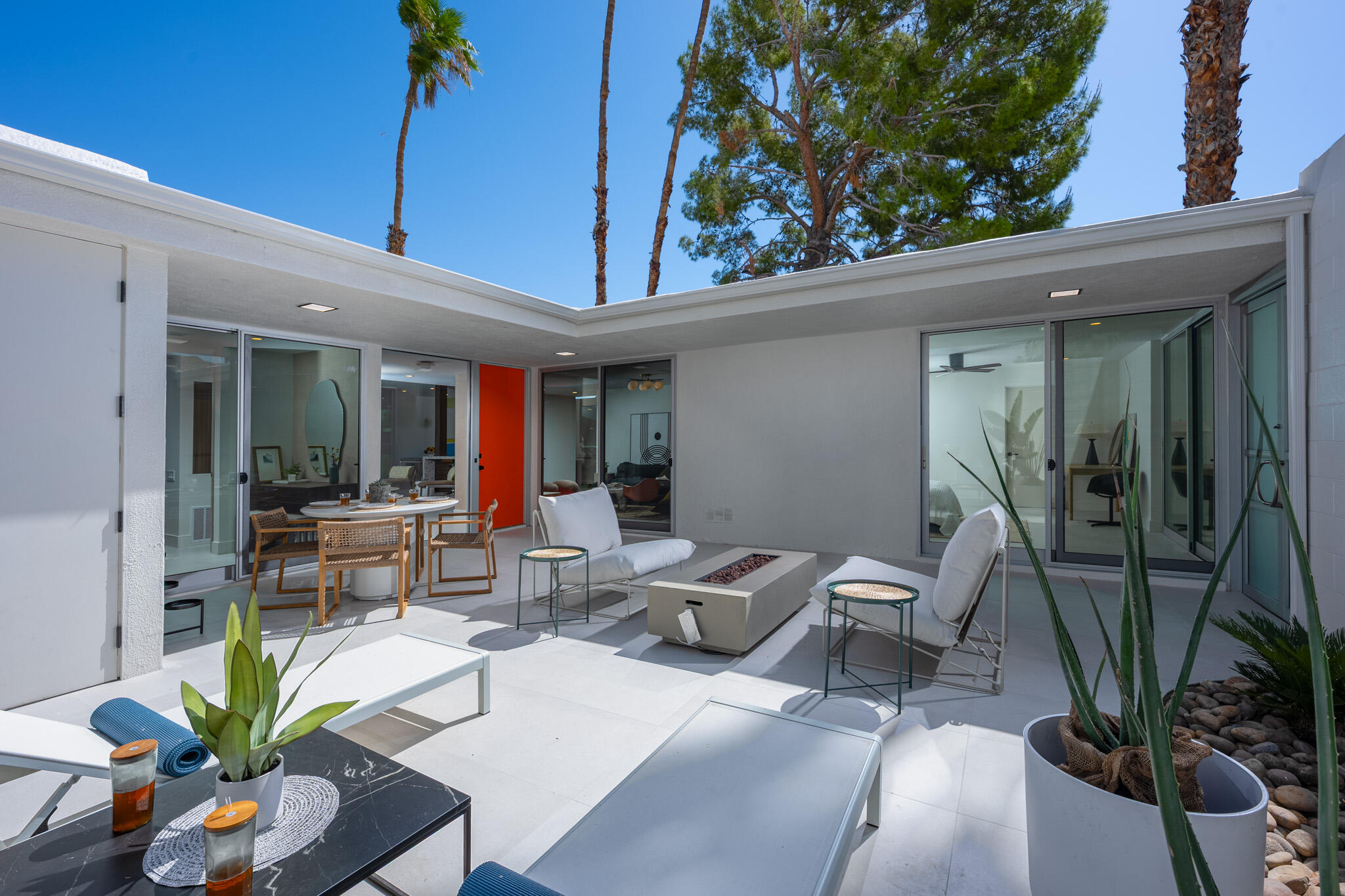 87 Westlake CIR