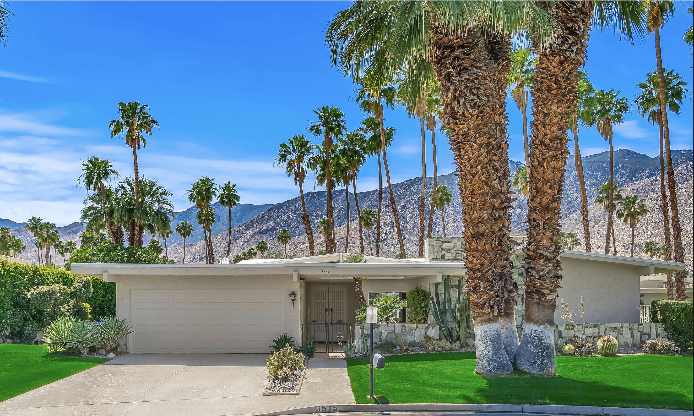 1575 Toledo CIR