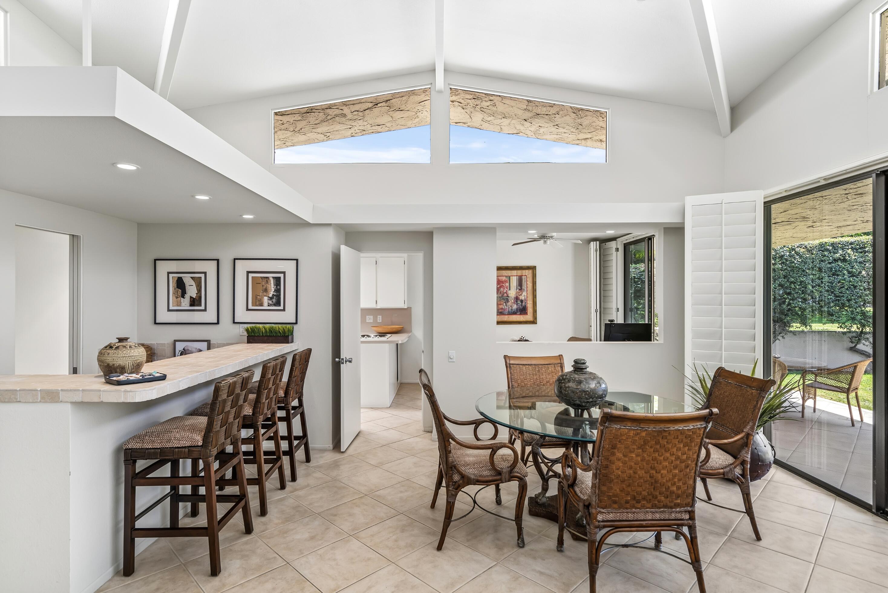 1575 Toledo CIR