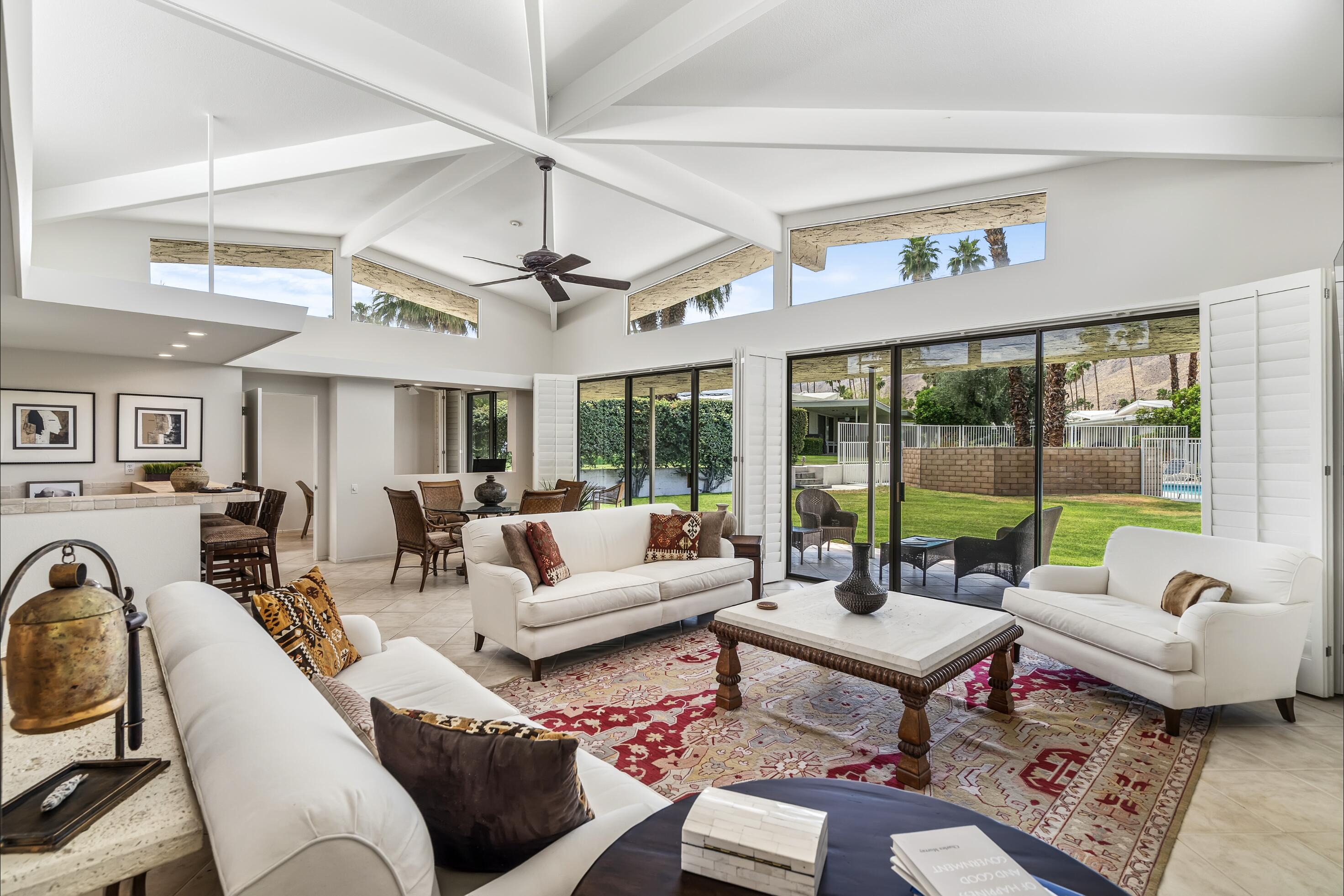 1575 Toledo CIR