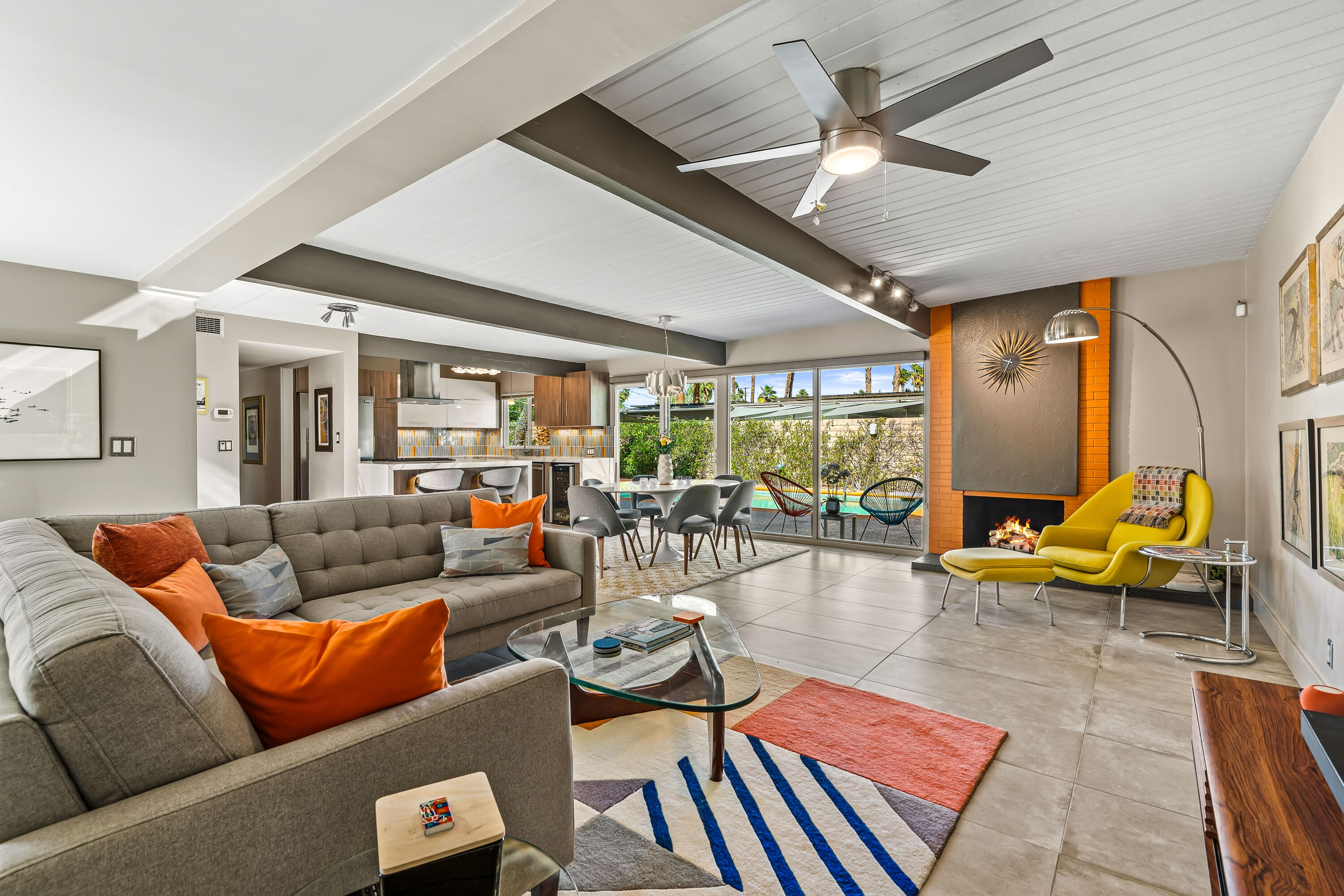 212 N Jill CIR