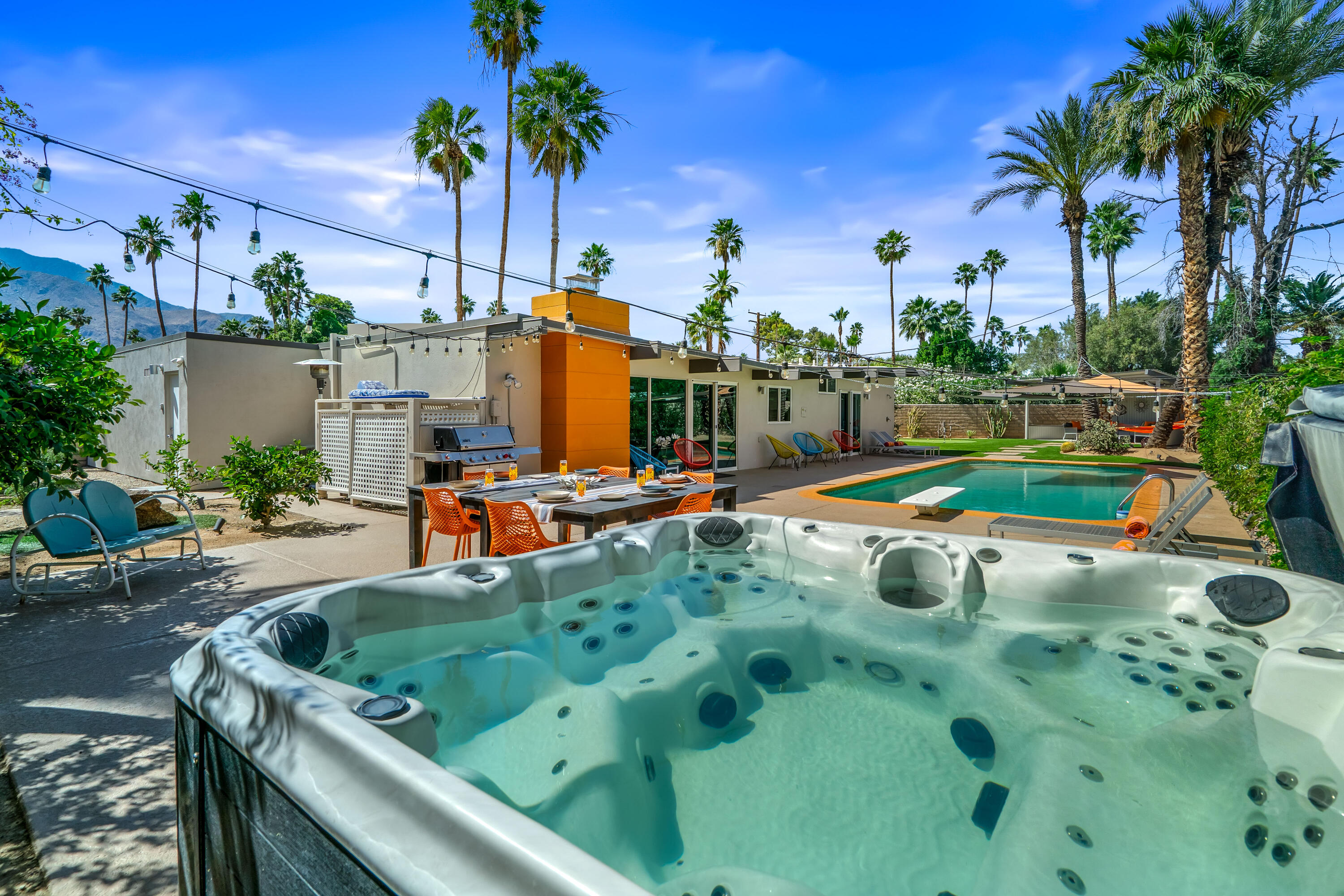 212 N Jill CIR