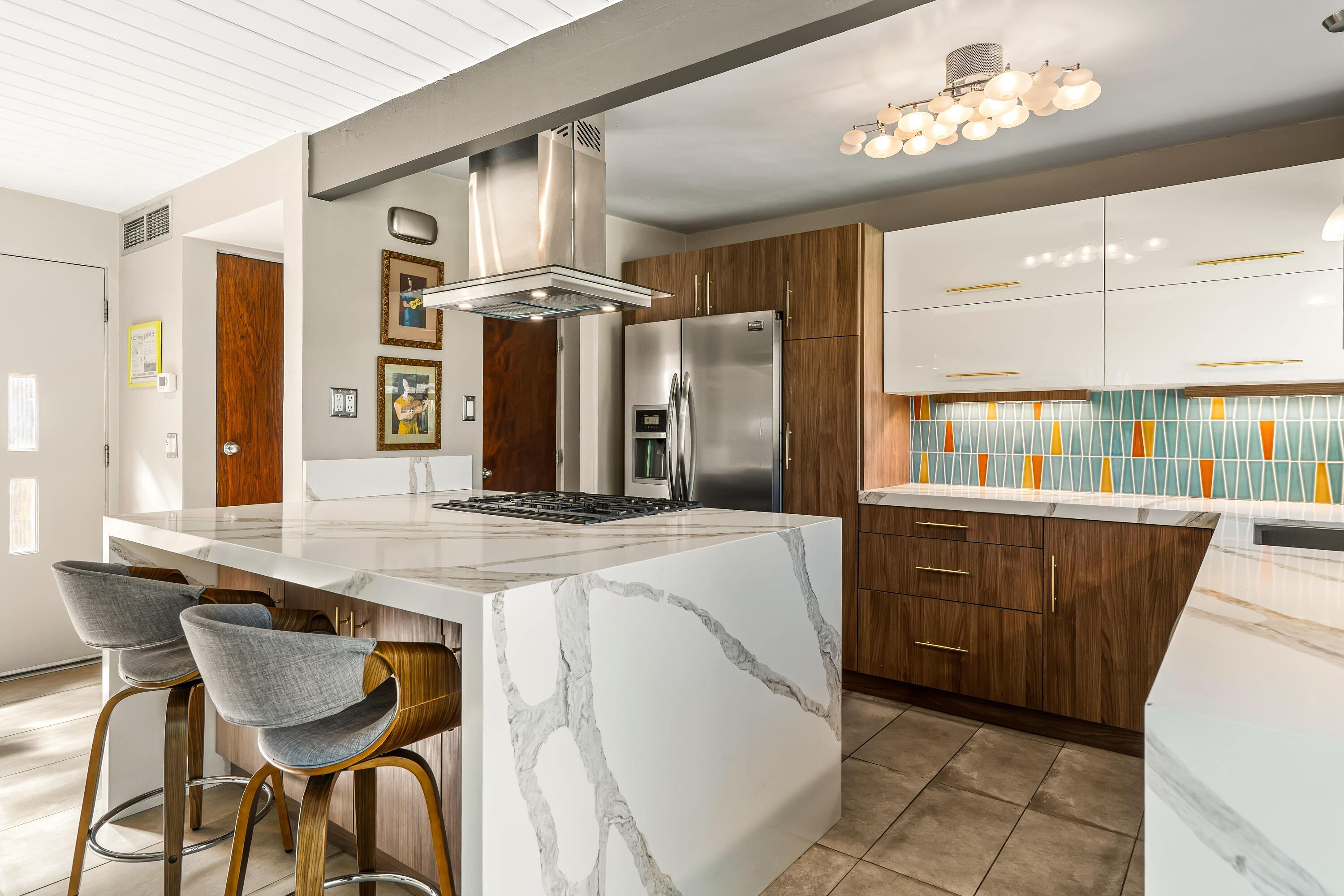 212 N Jill CIR