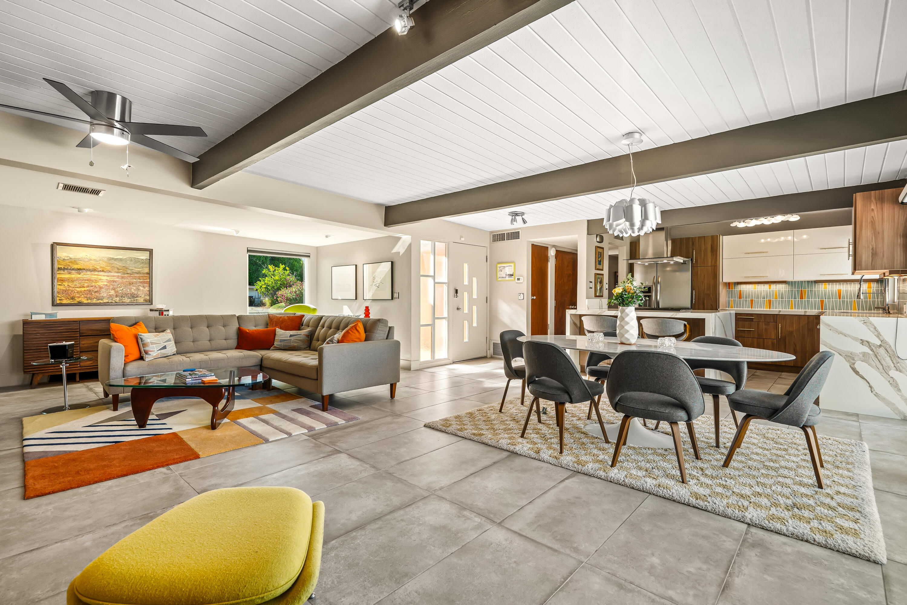 212 N Jill CIR