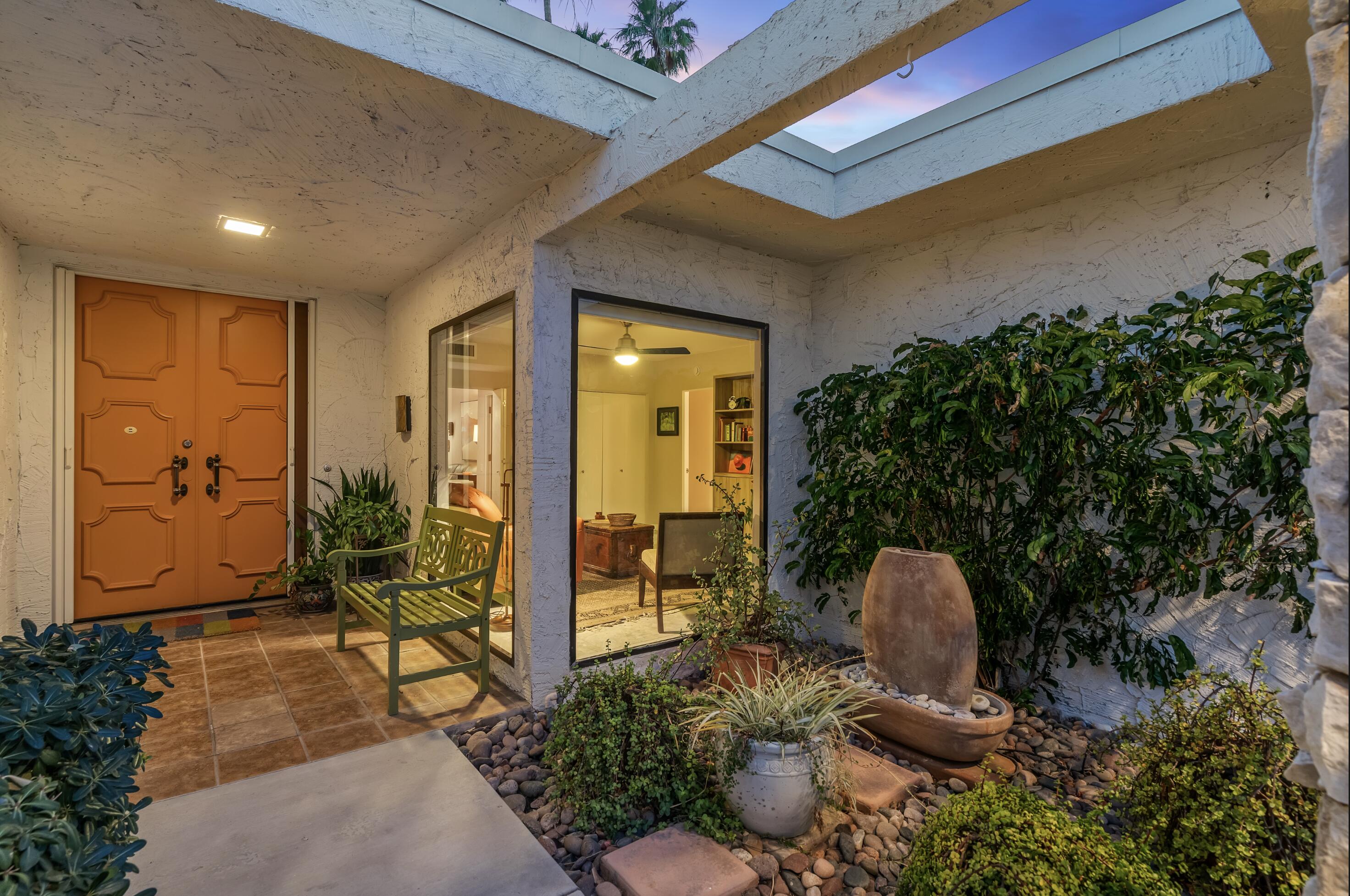 2489 Playa CIR