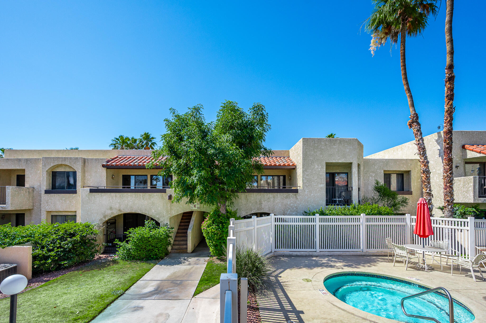 200 E Racquet Club RD Unit: 70