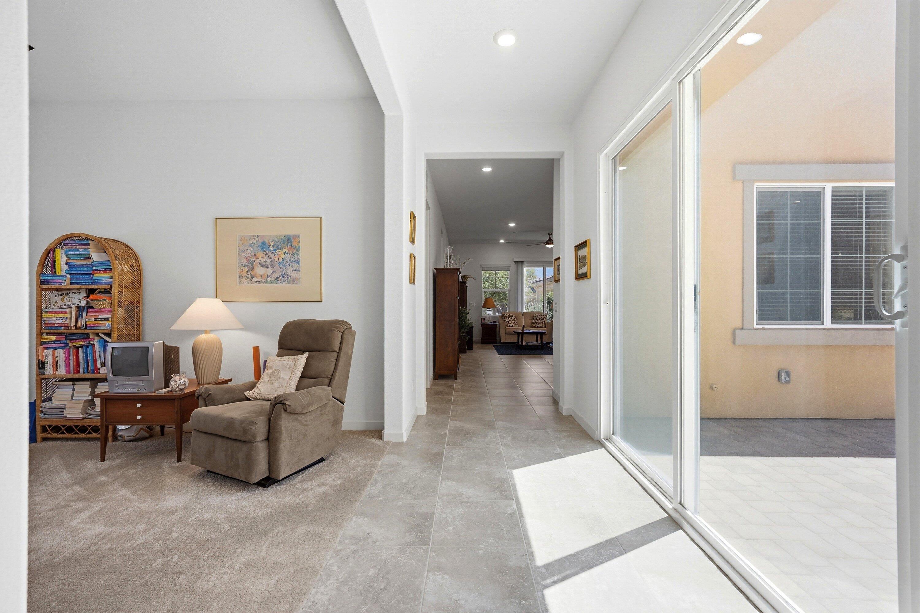 4305 Minori CT Unit: 3