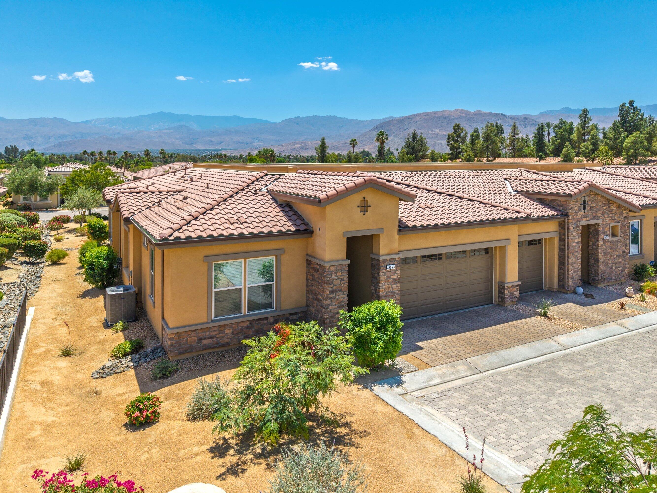 4305 Minori CT Unit: 3
