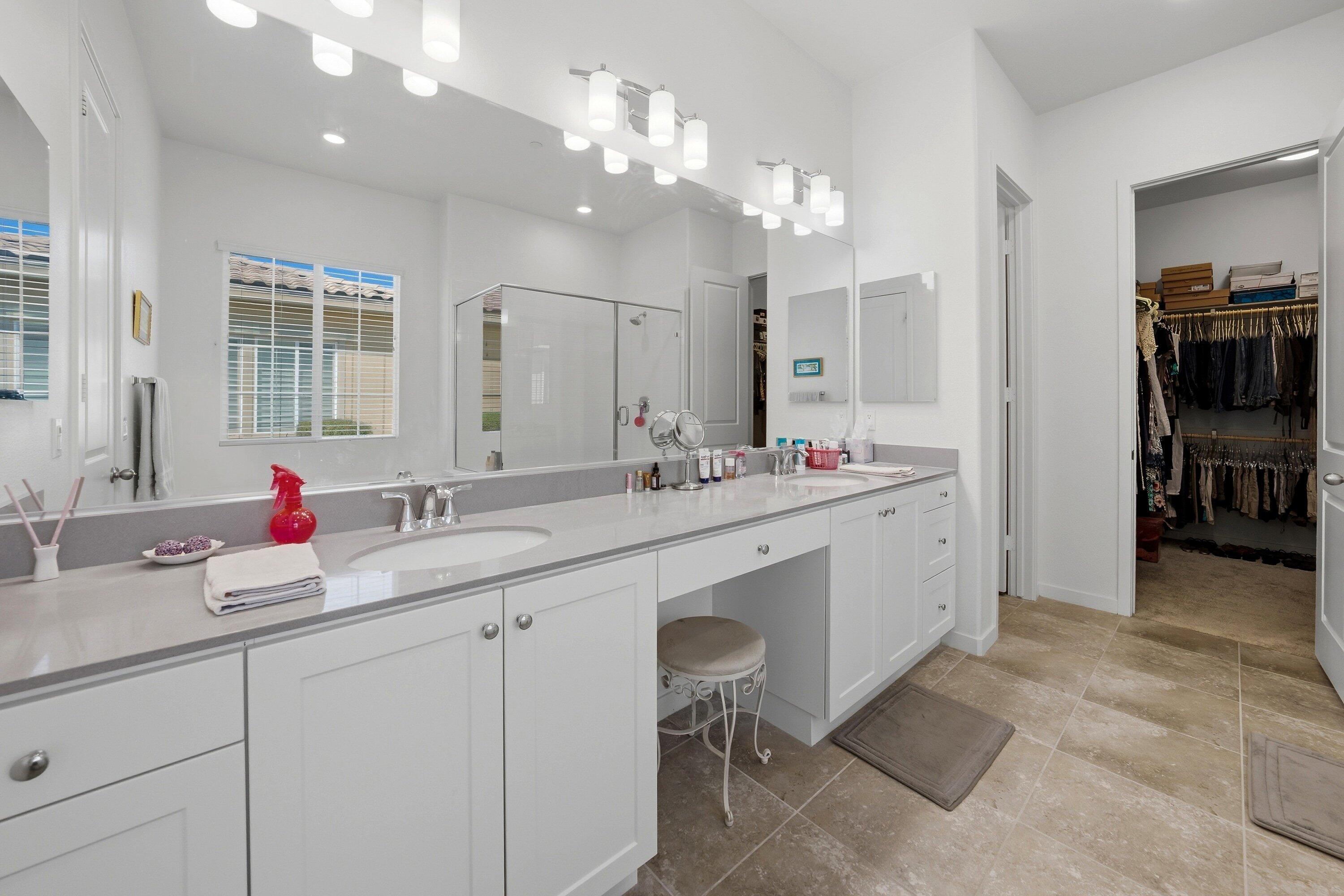 4305 Minori CT Unit: 3