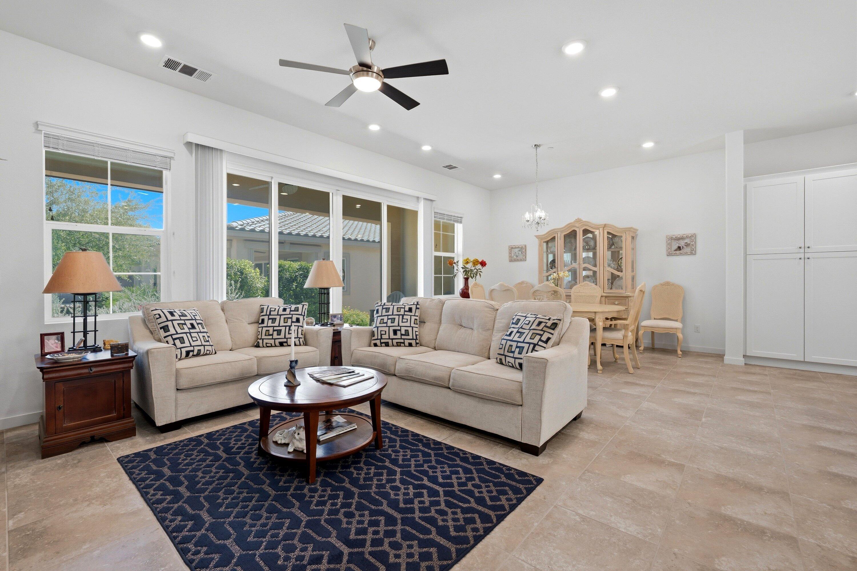 4305 Minori CT Unit: 3