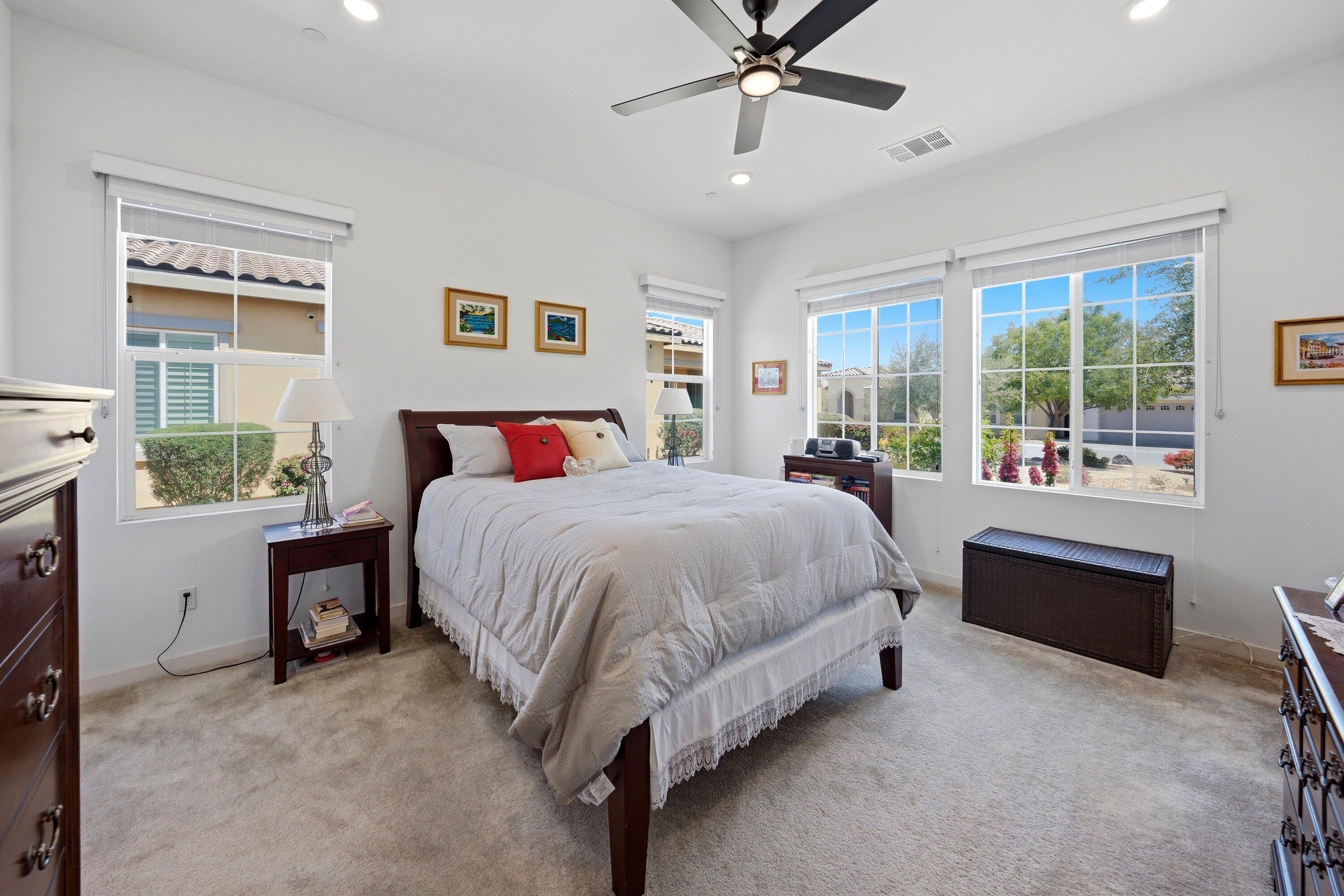 4305 Minori CT Unit: 3