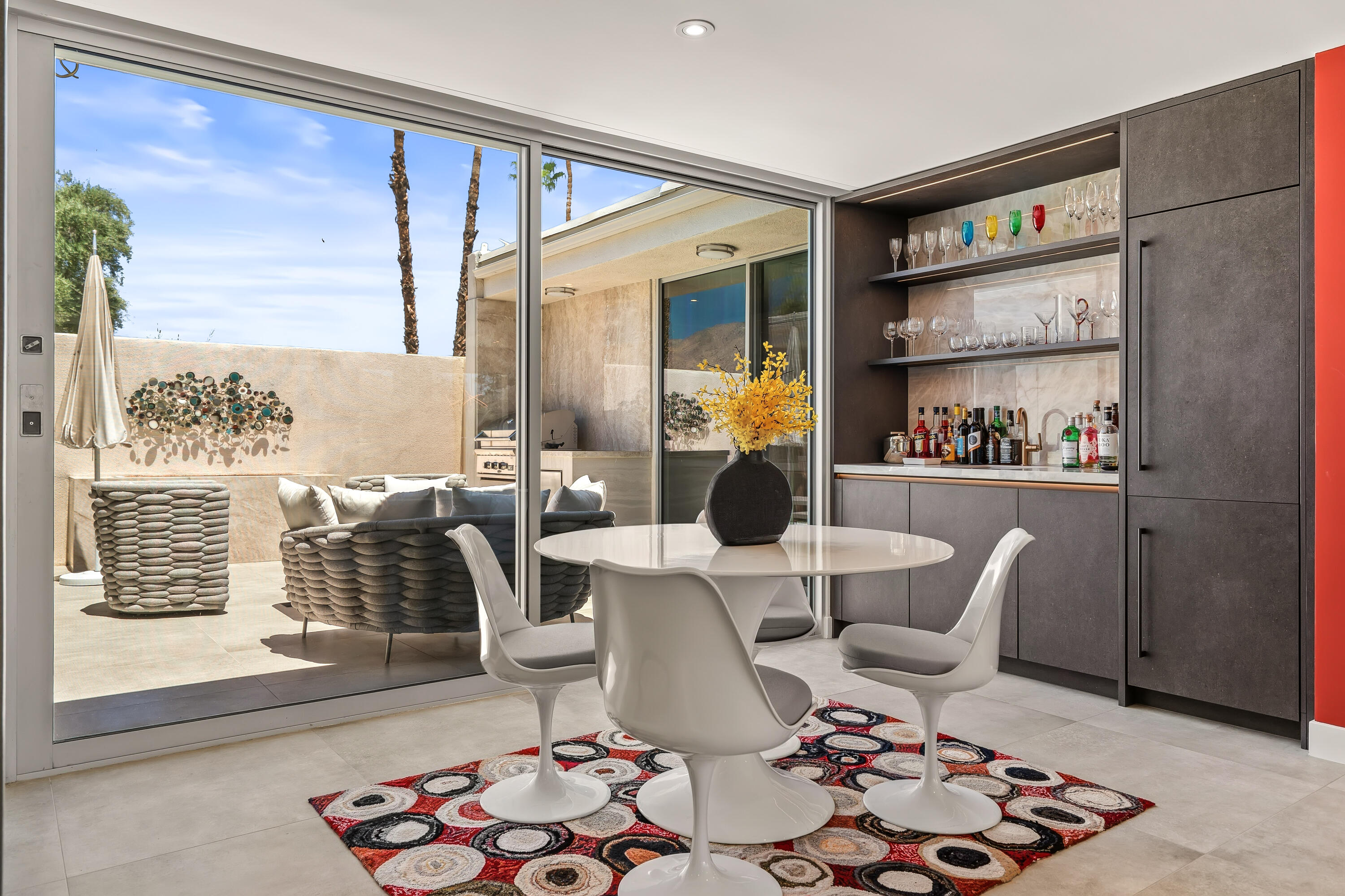 133 Desert Lakes DR