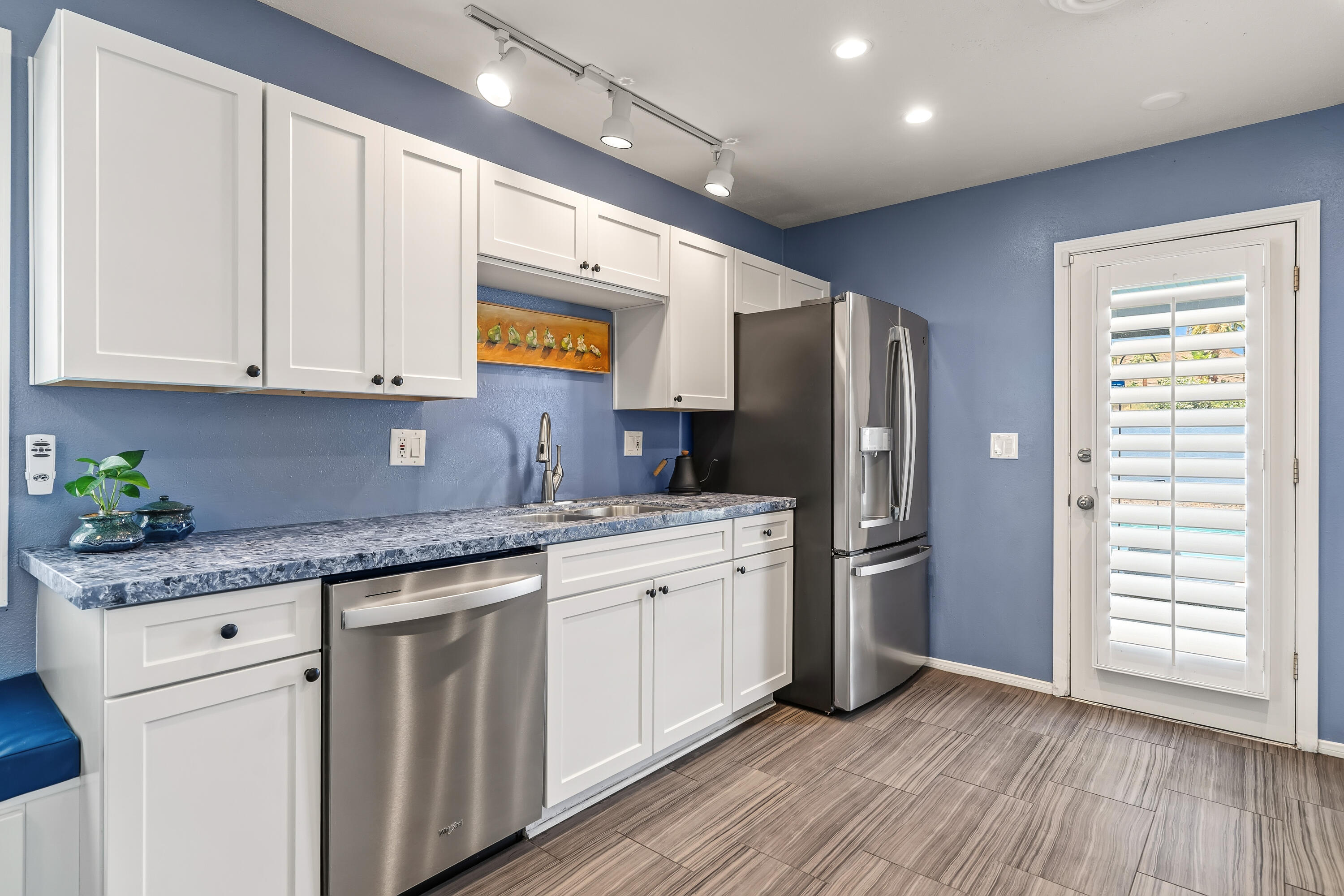 39401 Bel Air DR