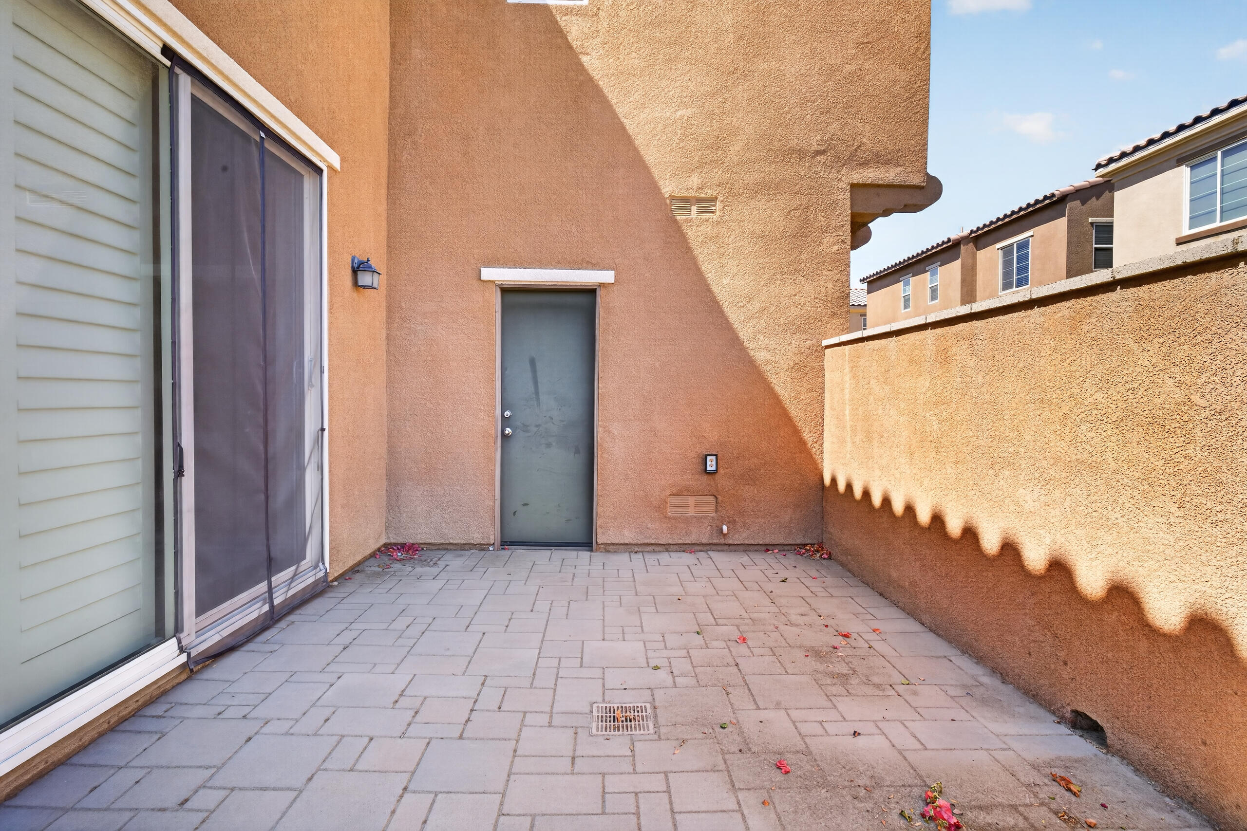 621 Calle Vibrante
