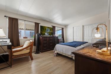 15500 Bubbling Wells RD Unit: 140
