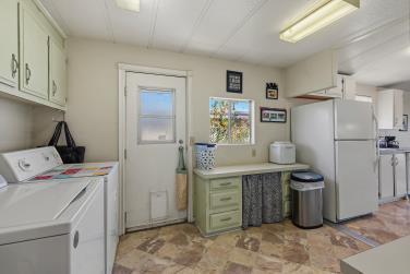 15500 Bubbling Wells RD Unit: 140