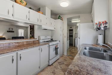15500 Bubbling Wells RD Unit: 140