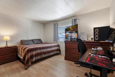 15500 Bubbling Wells RD Unit: 140