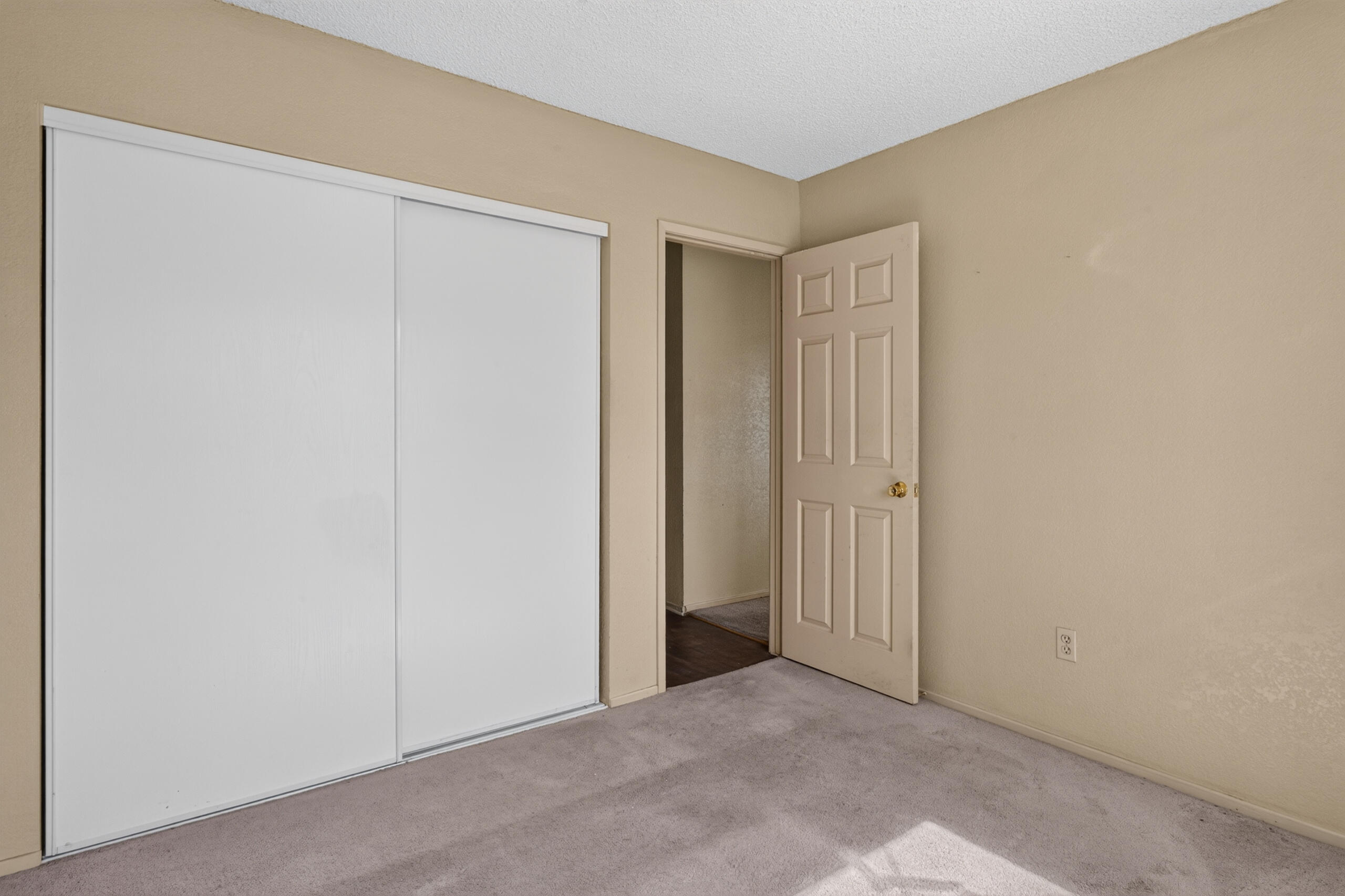 32450 Desert Vista RD