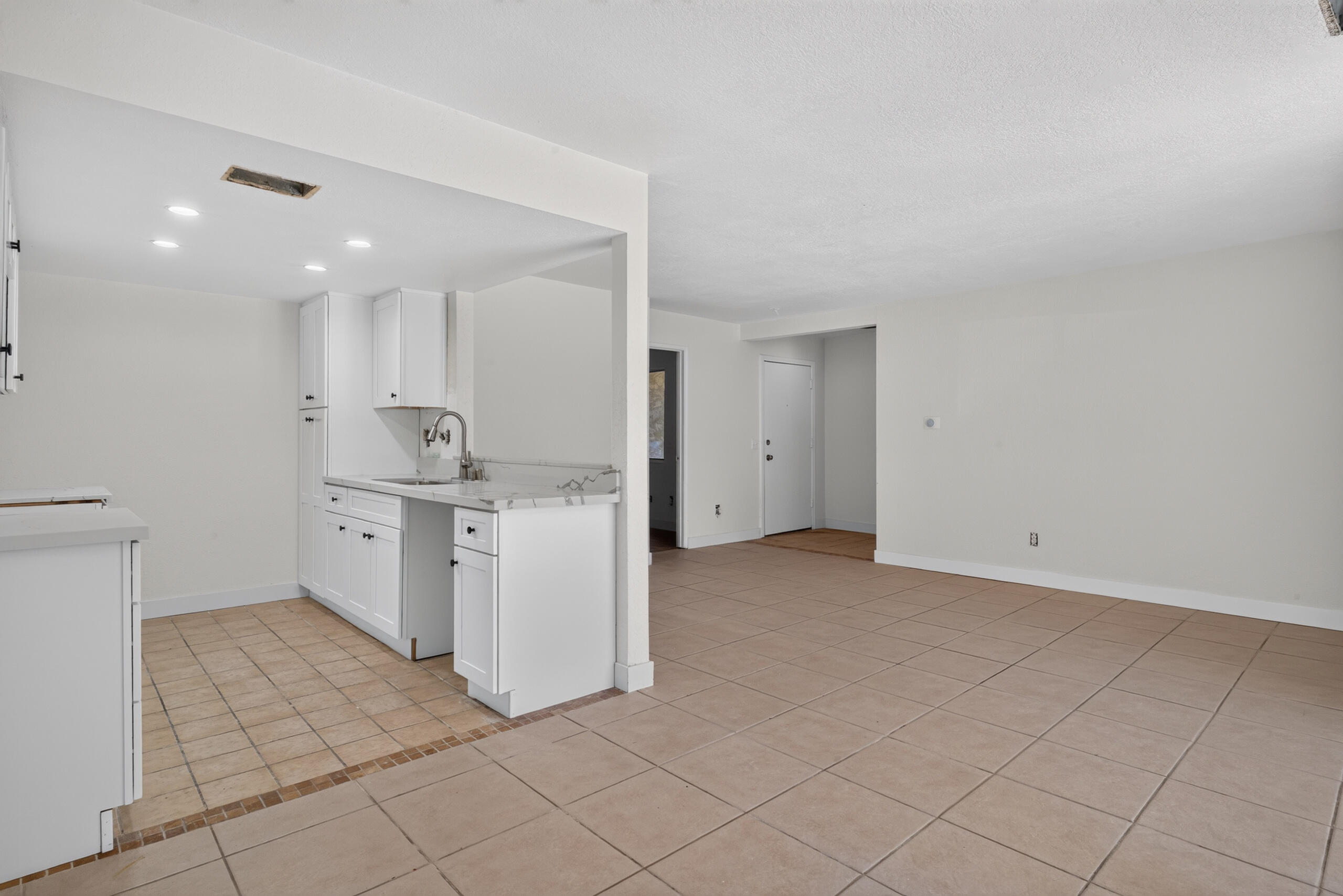32450 Desert Vista RD